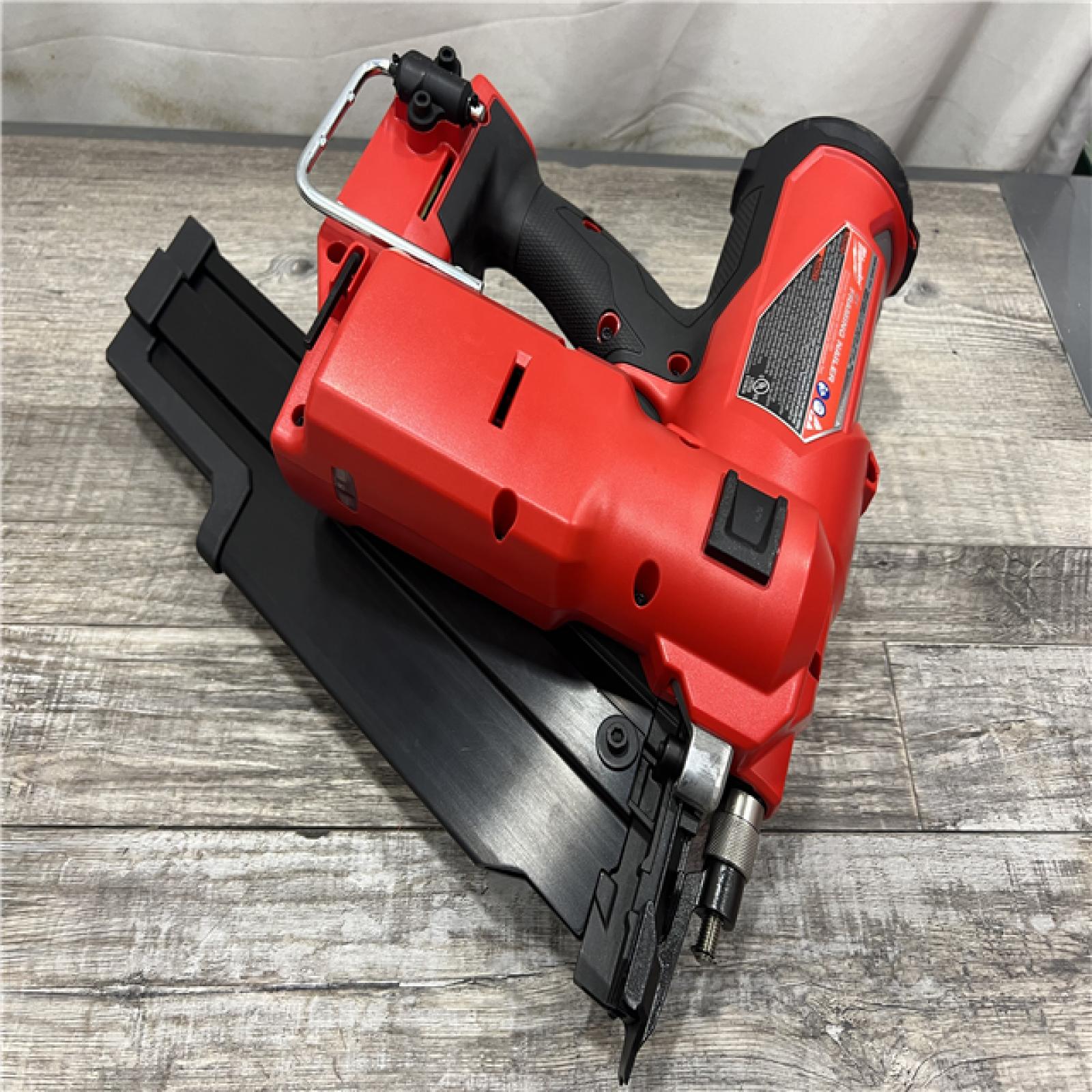 AS-IS Milwaukee 2744-20 M18 FUEL 21-Degree Cordless Framing Nailer (Tool Only)