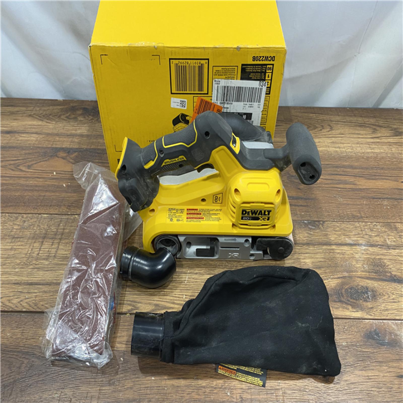 AS IS DEWALT 20V MAX* XR Brushless Cordless Belt Sander