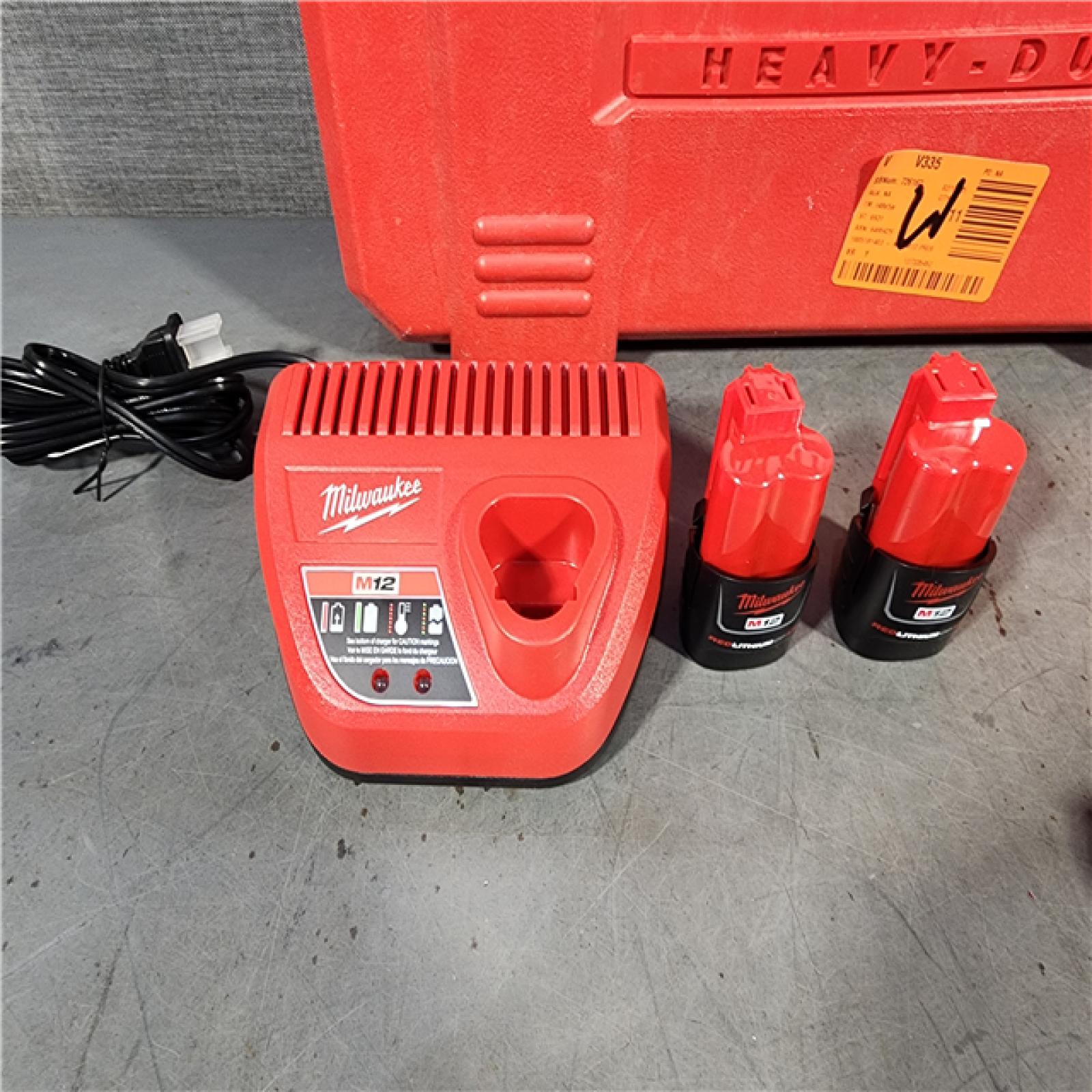 HOUSTON LOCATION - AS-IS (APPEARS LIKE NEW) Milwaukee M12 Force Logic Press Tool 1/2 in. to 1 in. Kit