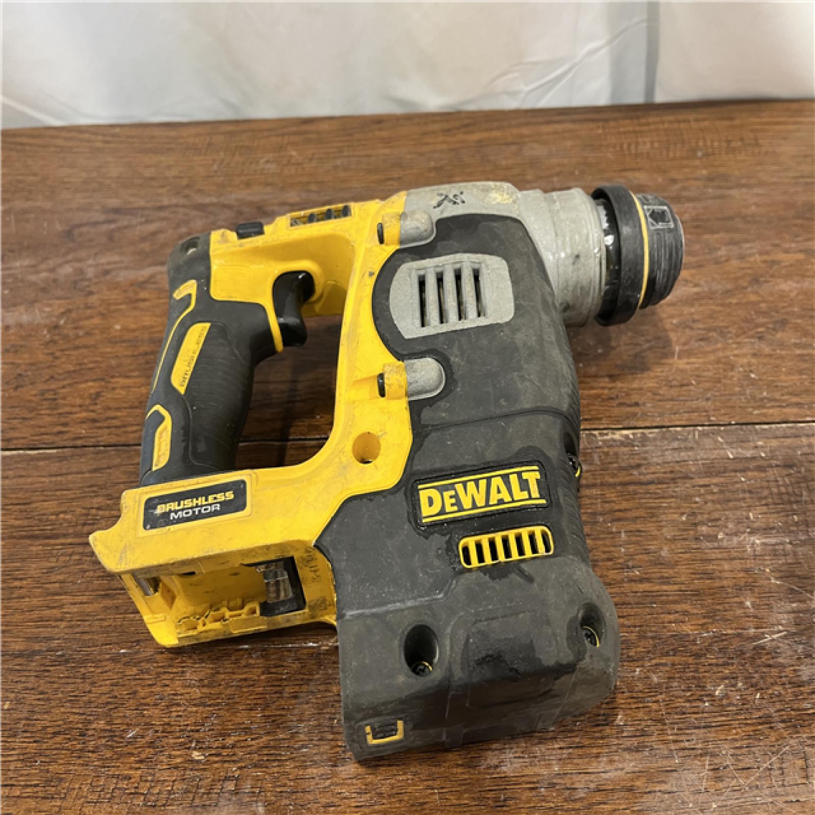 AS-ISDewalt | SDS 20-V Cordless Rotary Hammer