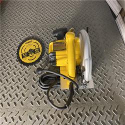 Houston location AS-IS DEWALT 15 Amp Corded 7-1/4 in. Lightweight Circular Saw