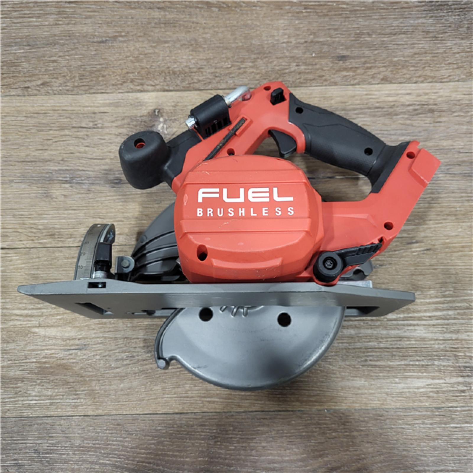 AS-IS M18 FUEL 18V Lithium-Ion Brushless Cordless 7-1/4 in. Circular Saw (Tool-Only)