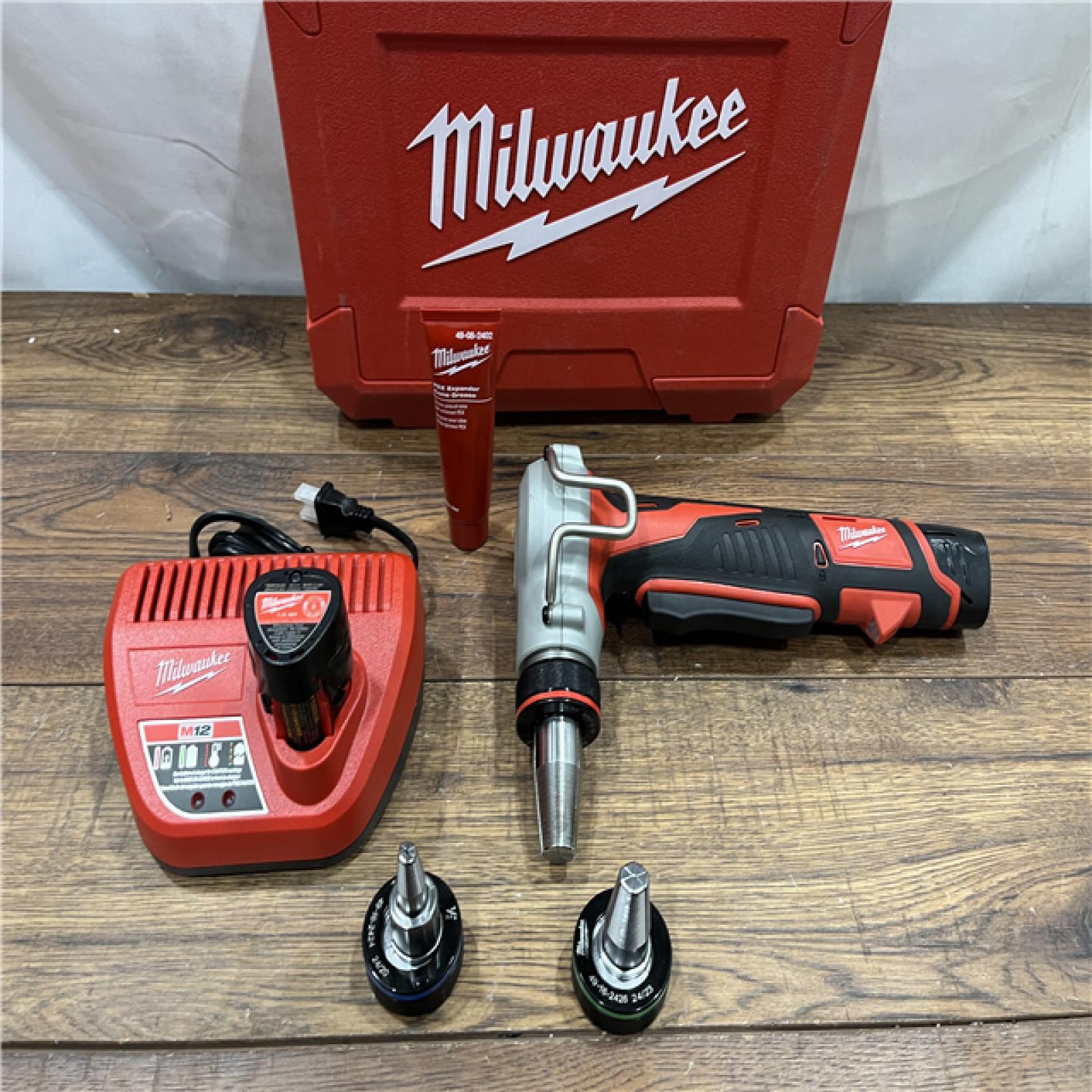 AS IS M12 12-Volt Lithium-Ion Cordless PEX Expansion Tool Kit with (2) 1.5 Ah Batteries, (3) Expansion Heads and Hard Case