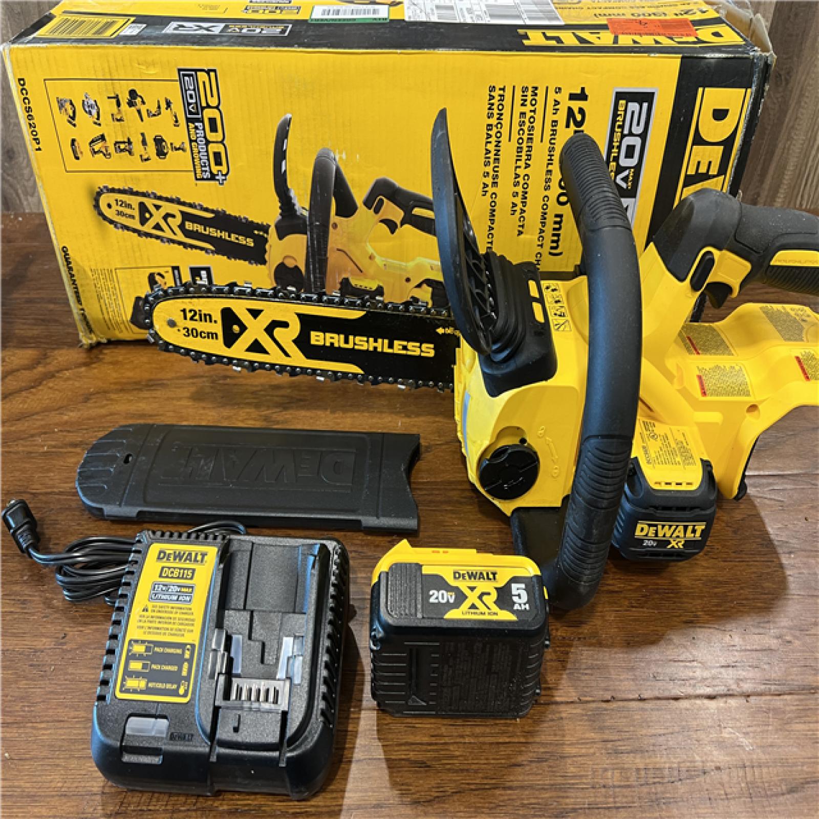 AS-IS Dewalt 7605686 12 in. 20V Battery Powered Chainsaw