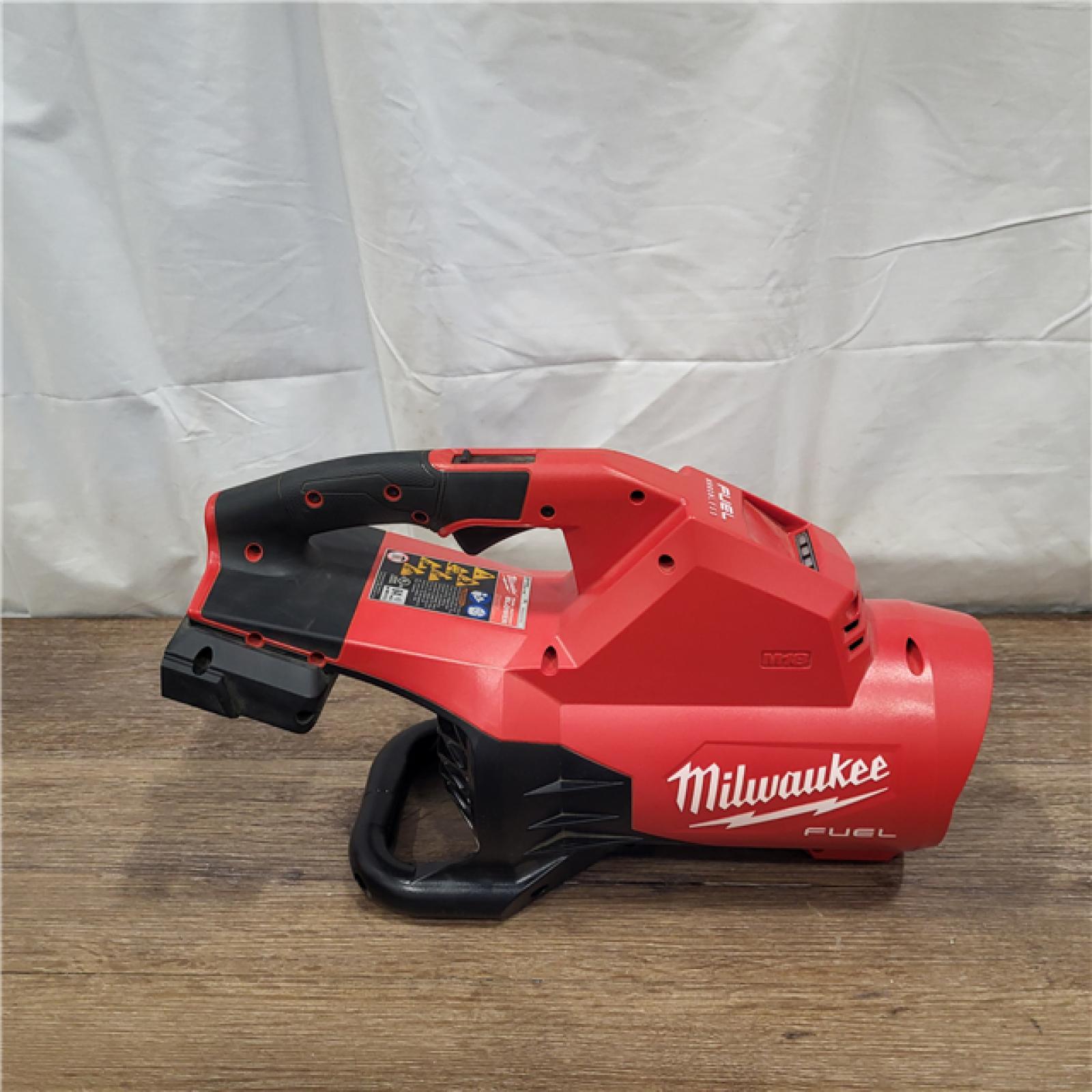 AS-IS Milwaukee M18 FUEL Dual Battery 145 Mph 600 CFM 18 V Battery Handheld Blower Tool Only