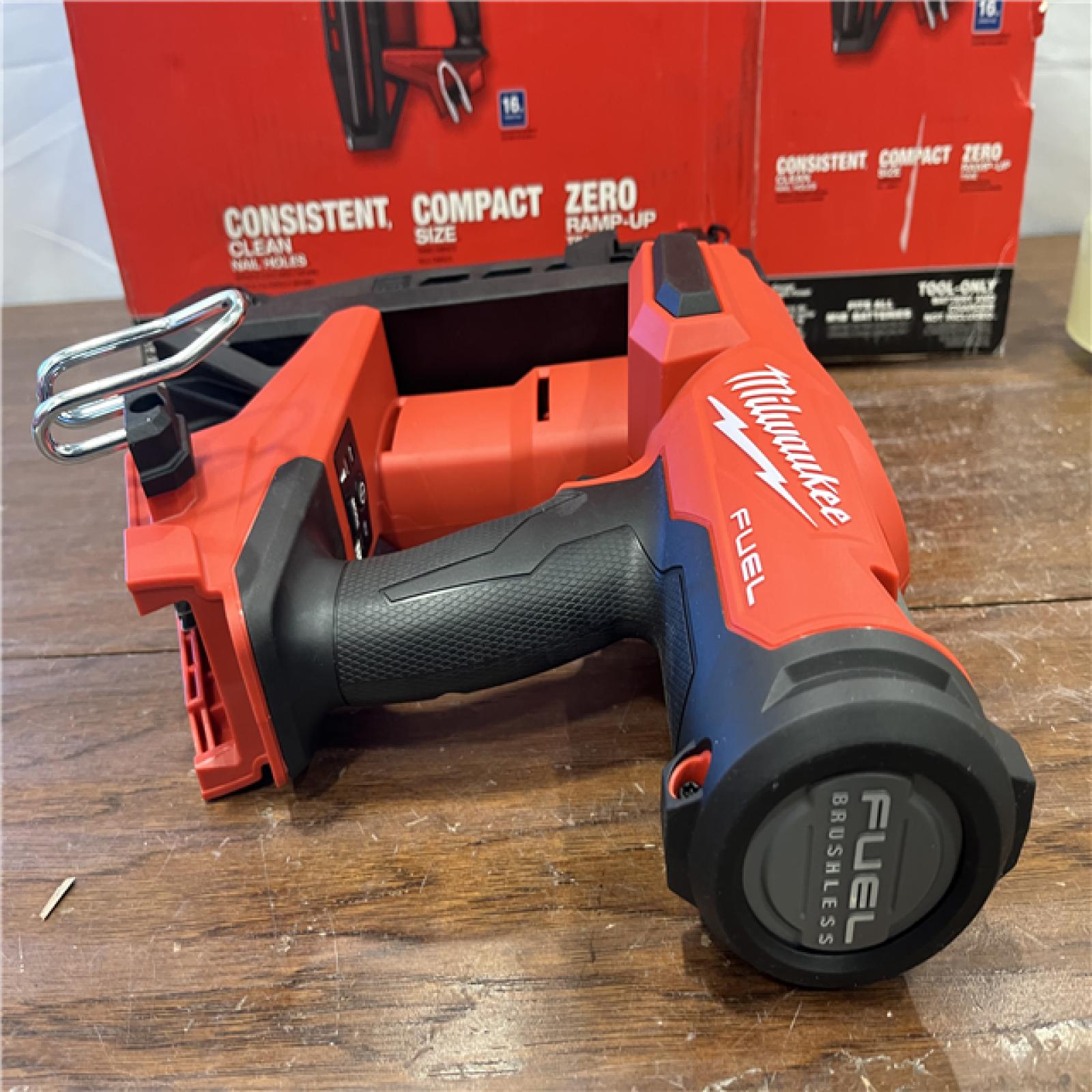 AS-ISMilwaukee Tool Cordless Finish Nail Gun 18 V 3020-20