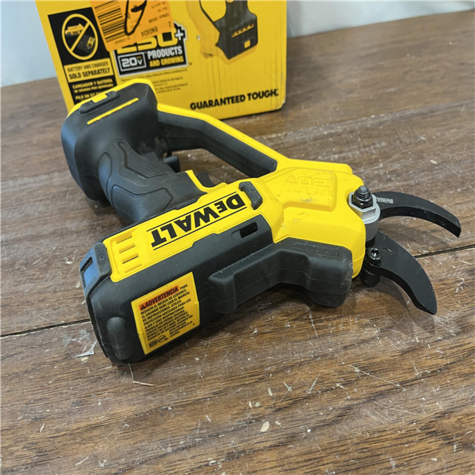 AS-ISDeWalt Cordless Pruner