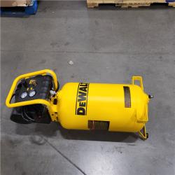 AS-IS Compresseur D'air Vertical Ã‰lectrique Portable Dewalt 15 Gallons Ã€ Un Ã‰tage D55168 - Rona