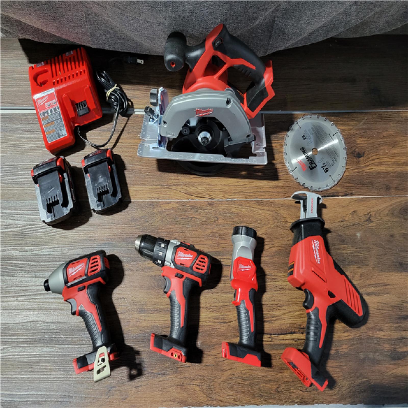 CALIFORNIA NEW MILWAUKEE  M18 5-TOOL COMBO KIT (2 BATTERIES, CHARGER,AND BAG INCLUDED)