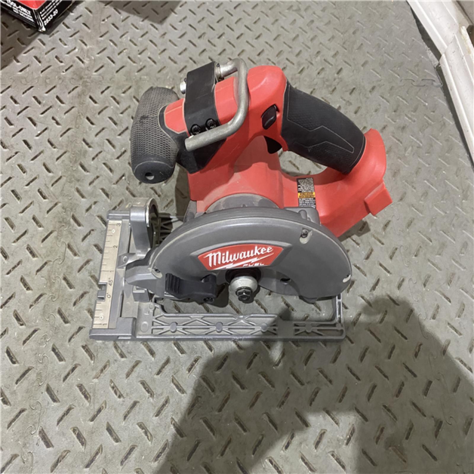 Houston location AS-IS MILWAUKEE M18 FUEL 18V Lithium-Ion Brushless Cordless 6-1/2 in. Circular Saw (Tool-Only)