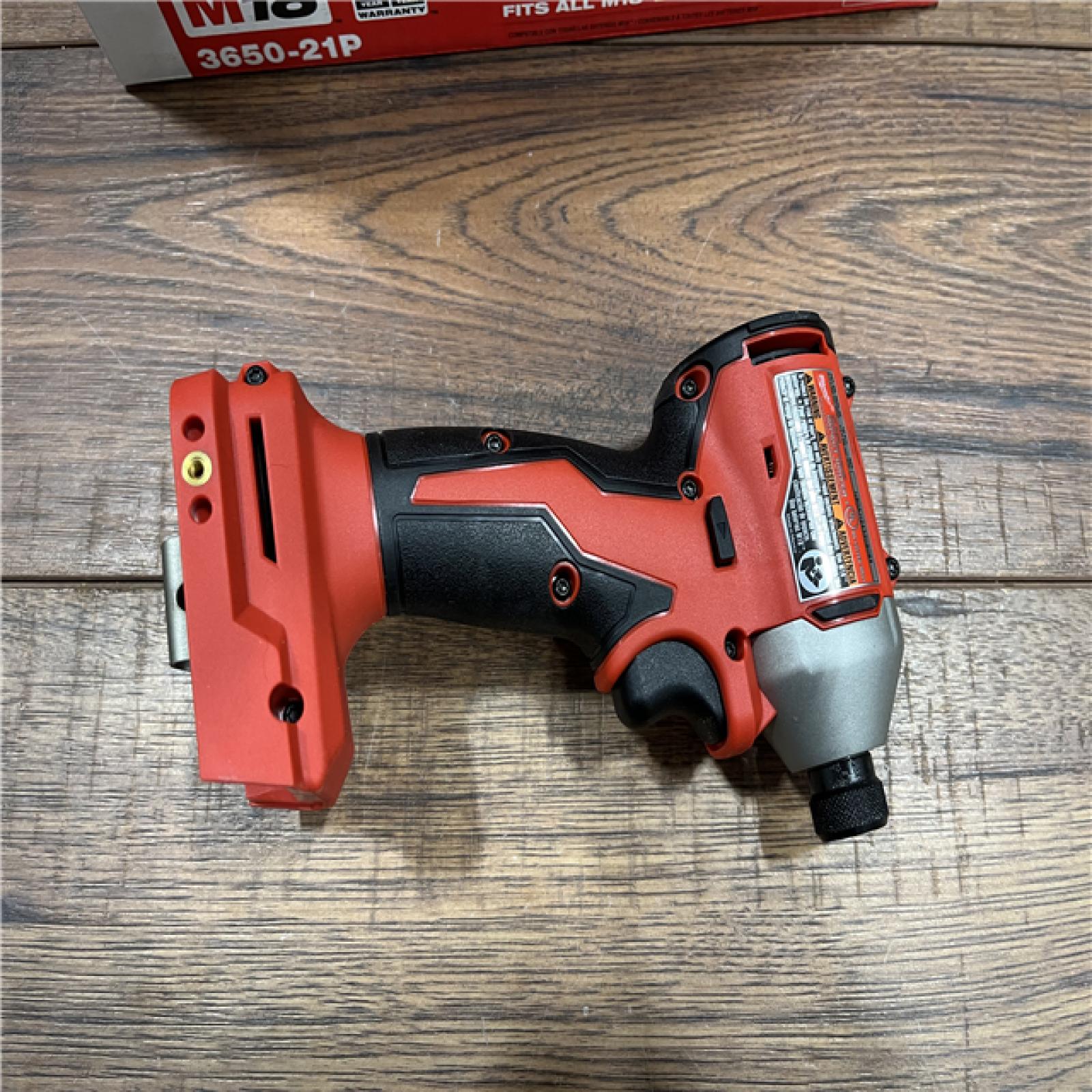 AS-IS Milwaukee M18 Compact Brushless 1/4  Hex Impact Driver Kit