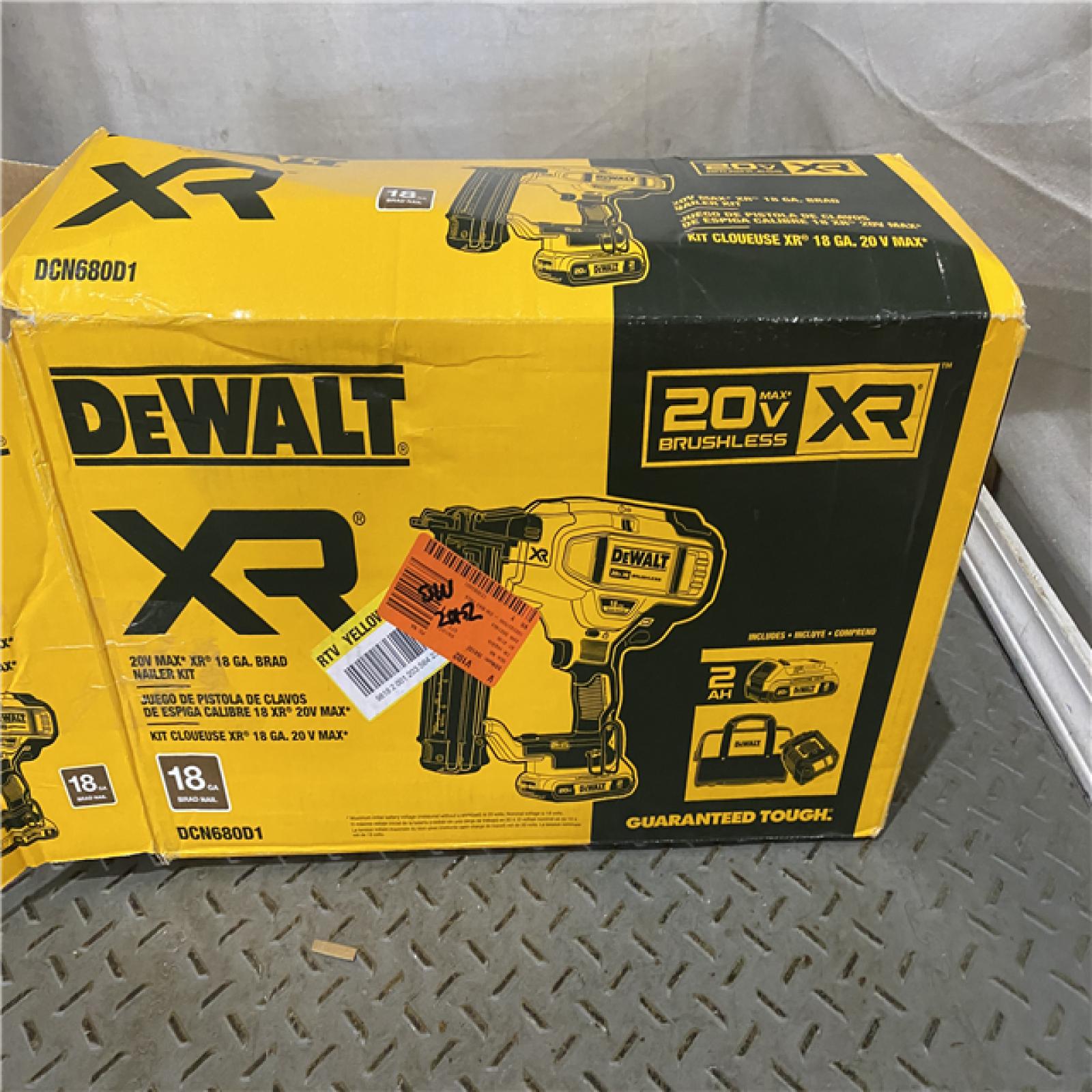 Houston location AS-IS DEWALT 20V MAX XR 18 Gauge Brad Nailer Kit ONLY CHARHER