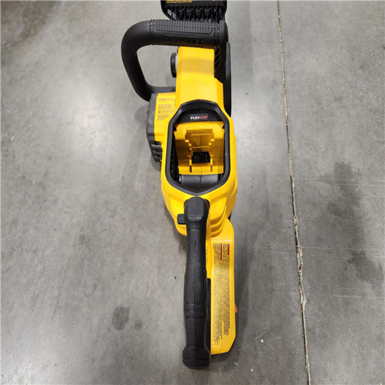 AS-IS DEWALT FLEXVOLT 60V MAX Brushless Cordless 18 Chainsaw (Tool Only)