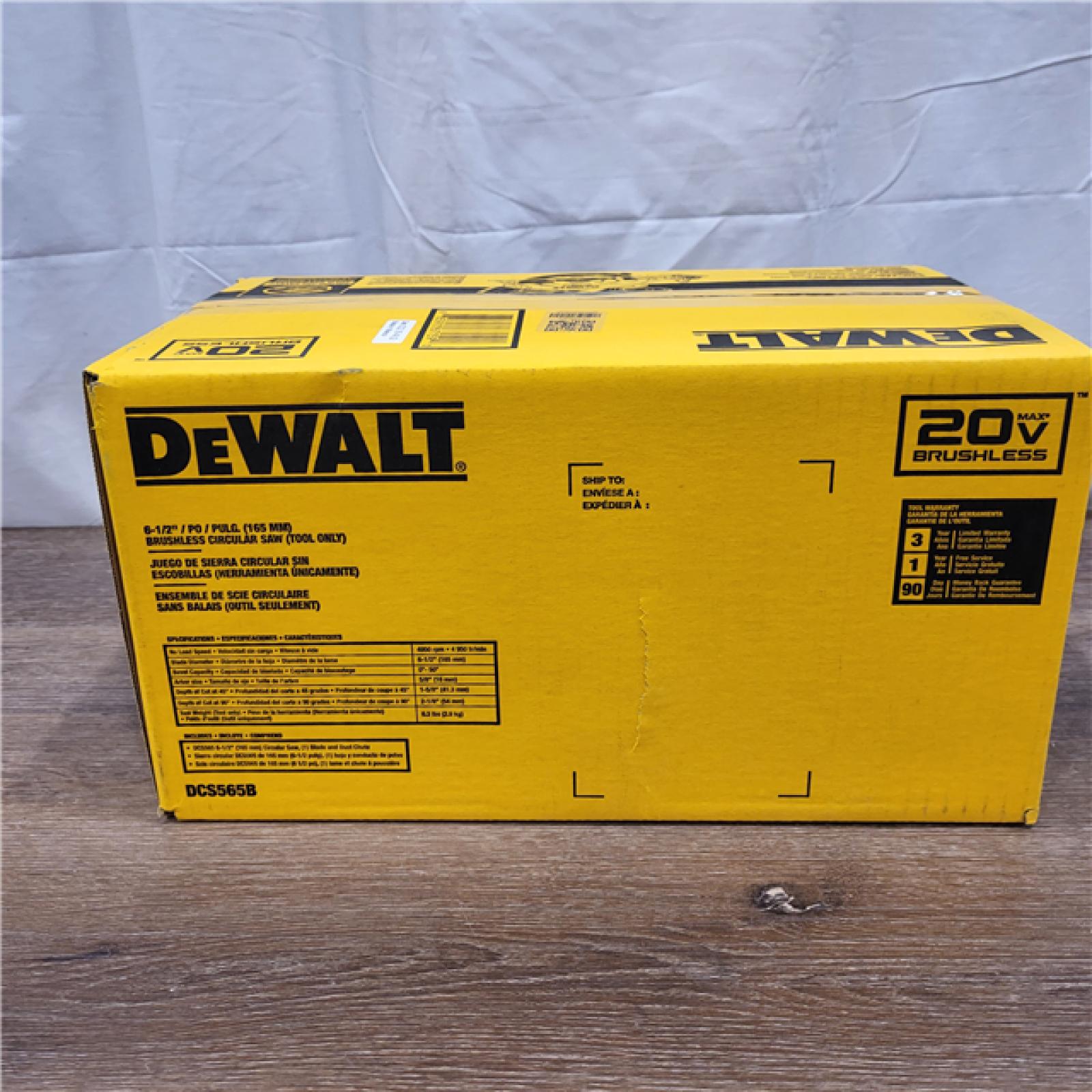 NEW!  DeWALT DCS565B 20V Max Brushless 6.5   Cordless Circular Saw