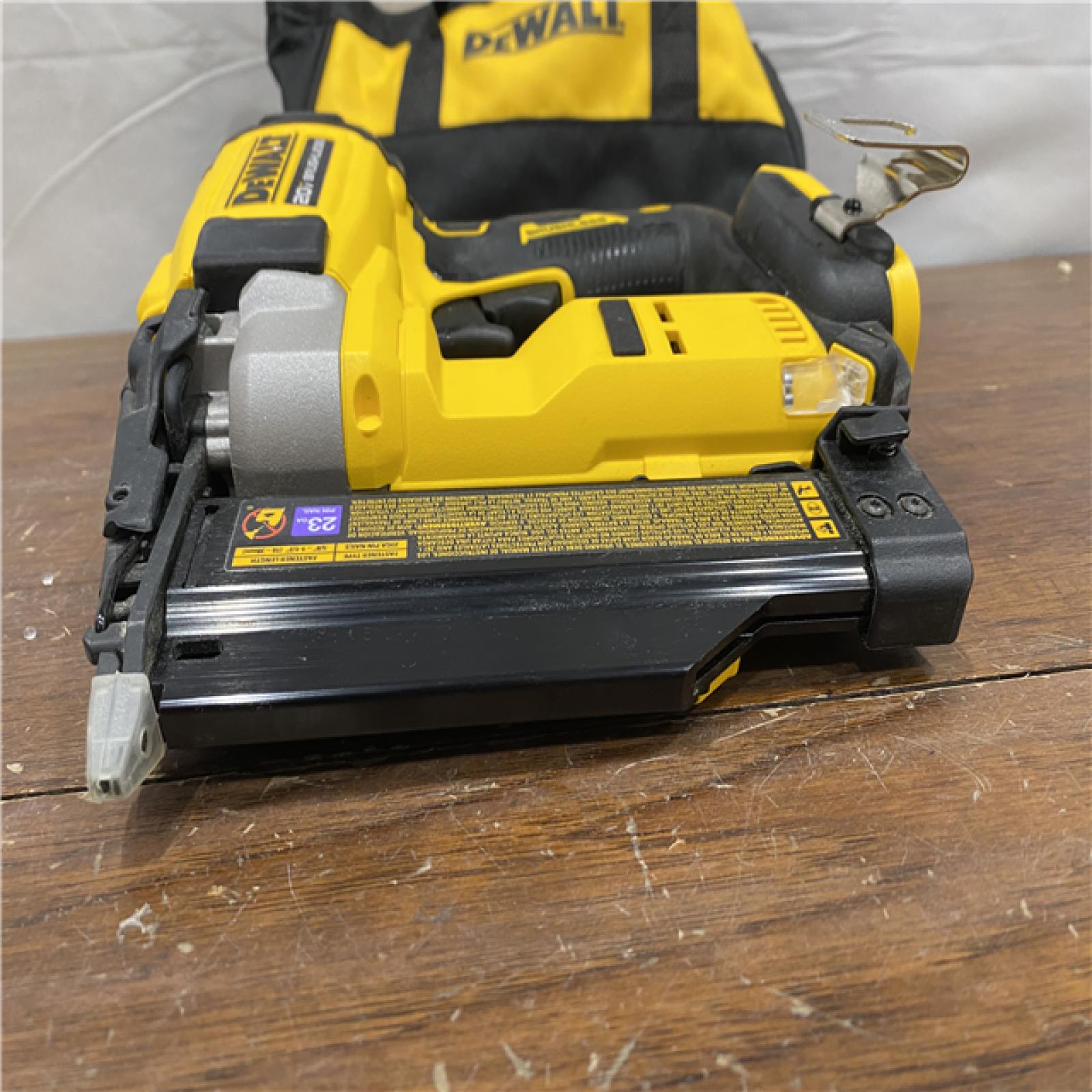 AS-ISDEWALT ATOMIC 20V MAX Lithium Ion Cordless 23 Gauge Pin Nailer Kit with 3.0Ah Battery and Charger