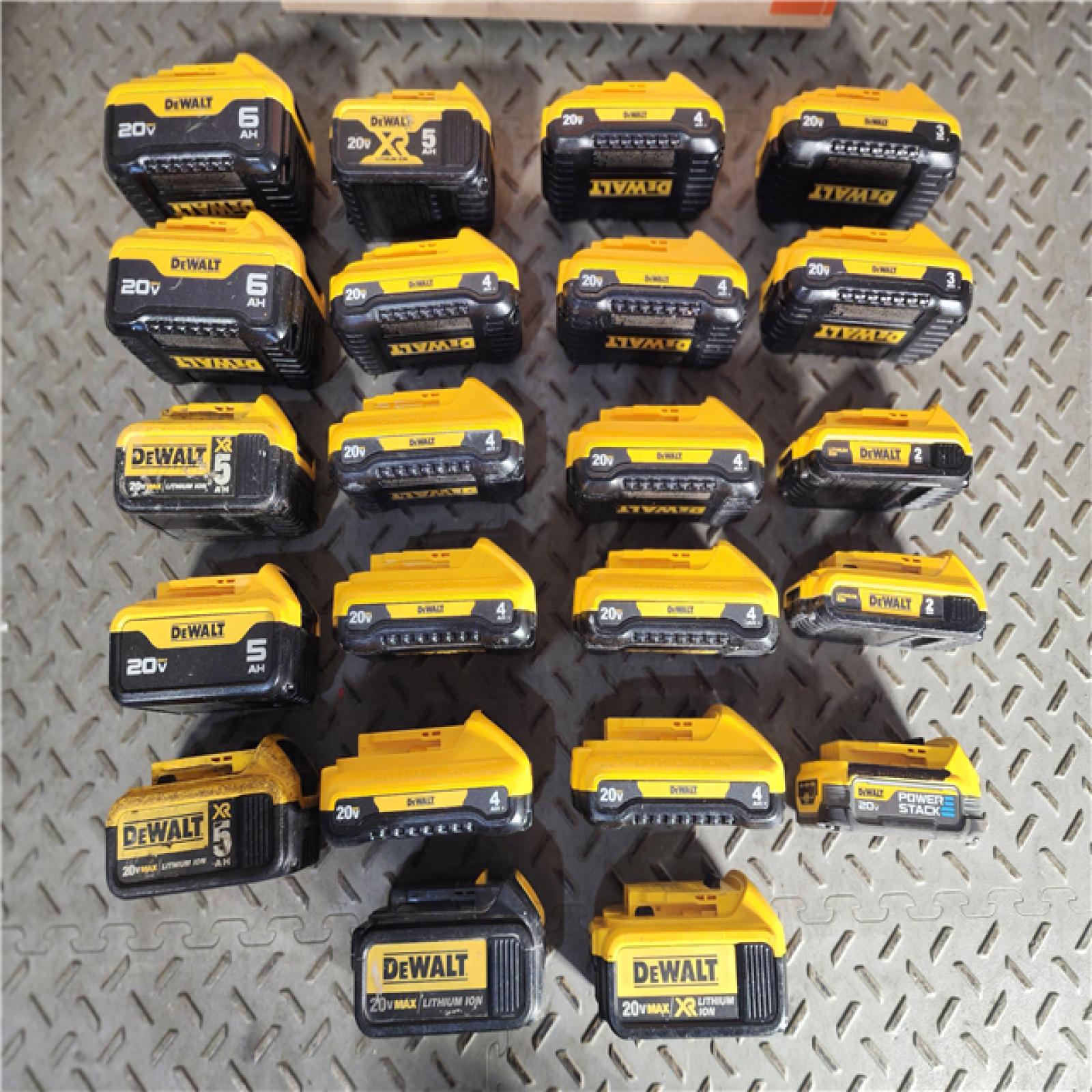 HOUSTON LOCATION - AS-IS DEWALT BATTERY PACK QTY - 22