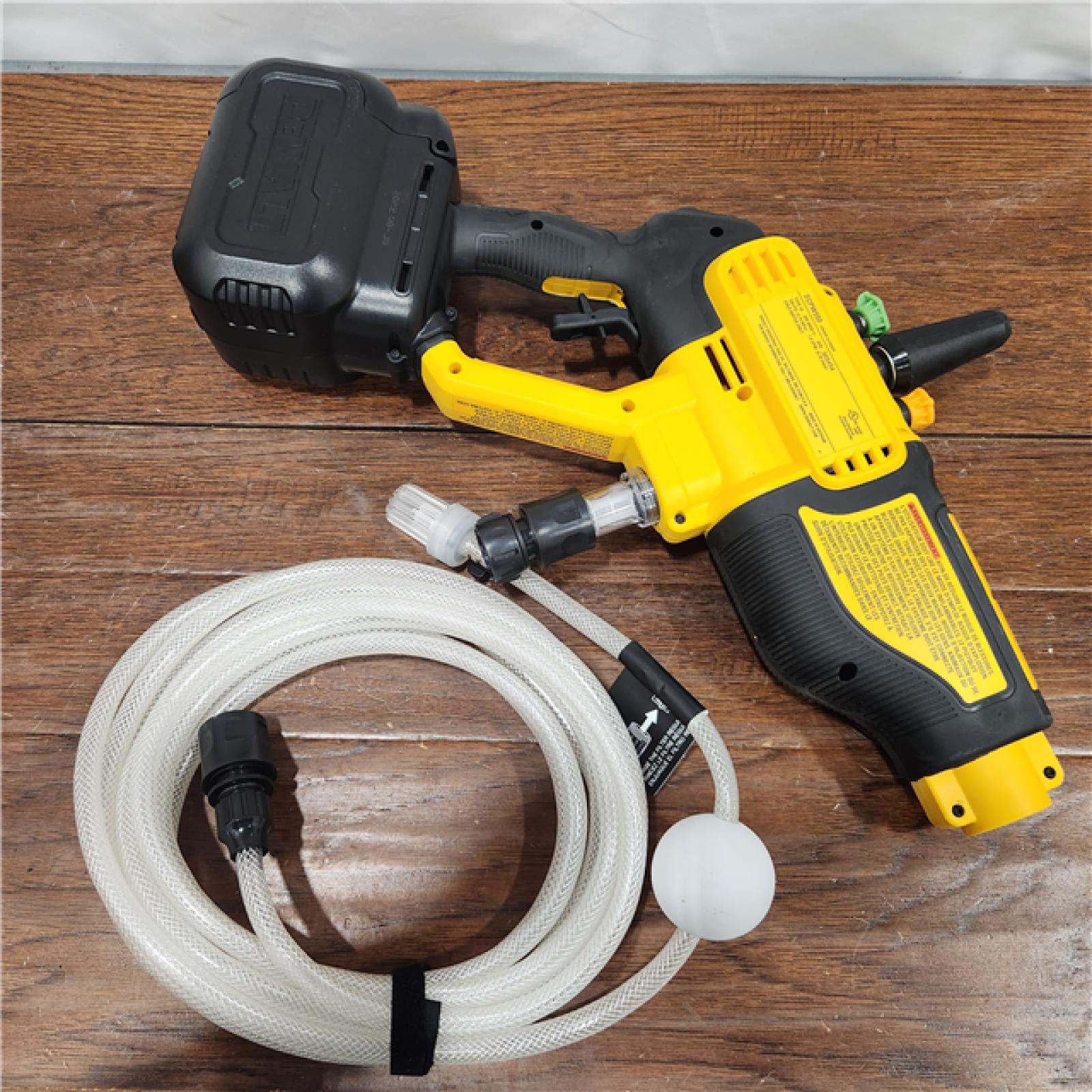 AS-IS Dewalt 20V 550 PSI  1 GPM Cordless Power Cleaner W/ 4 Nozzles Tool-Only DCPW550B