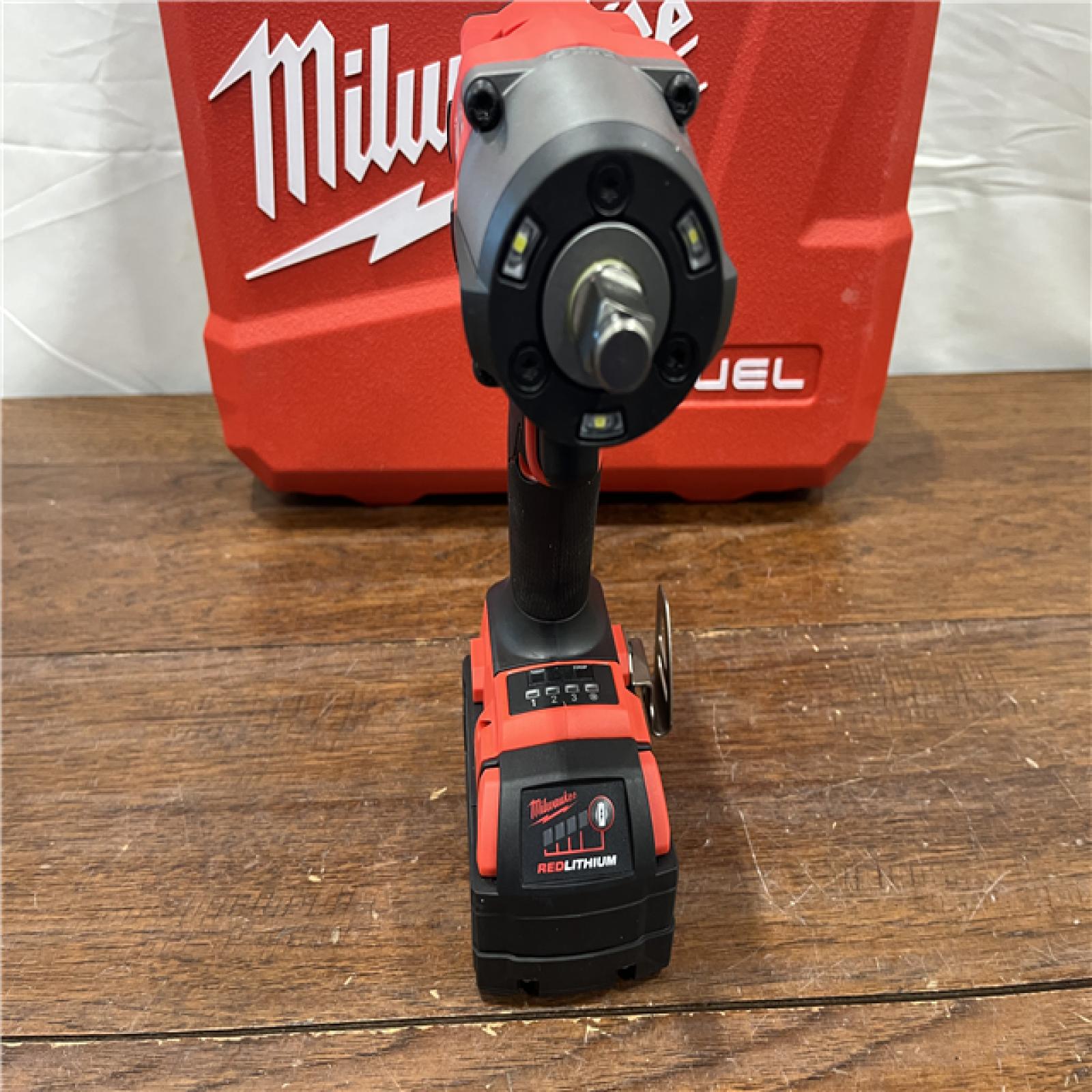 AS-ISMilwaukee M18 FUEL 1/2 in. Cordless Brushless Mid-Torque Impact Wrench Kit (Battery & Charger)