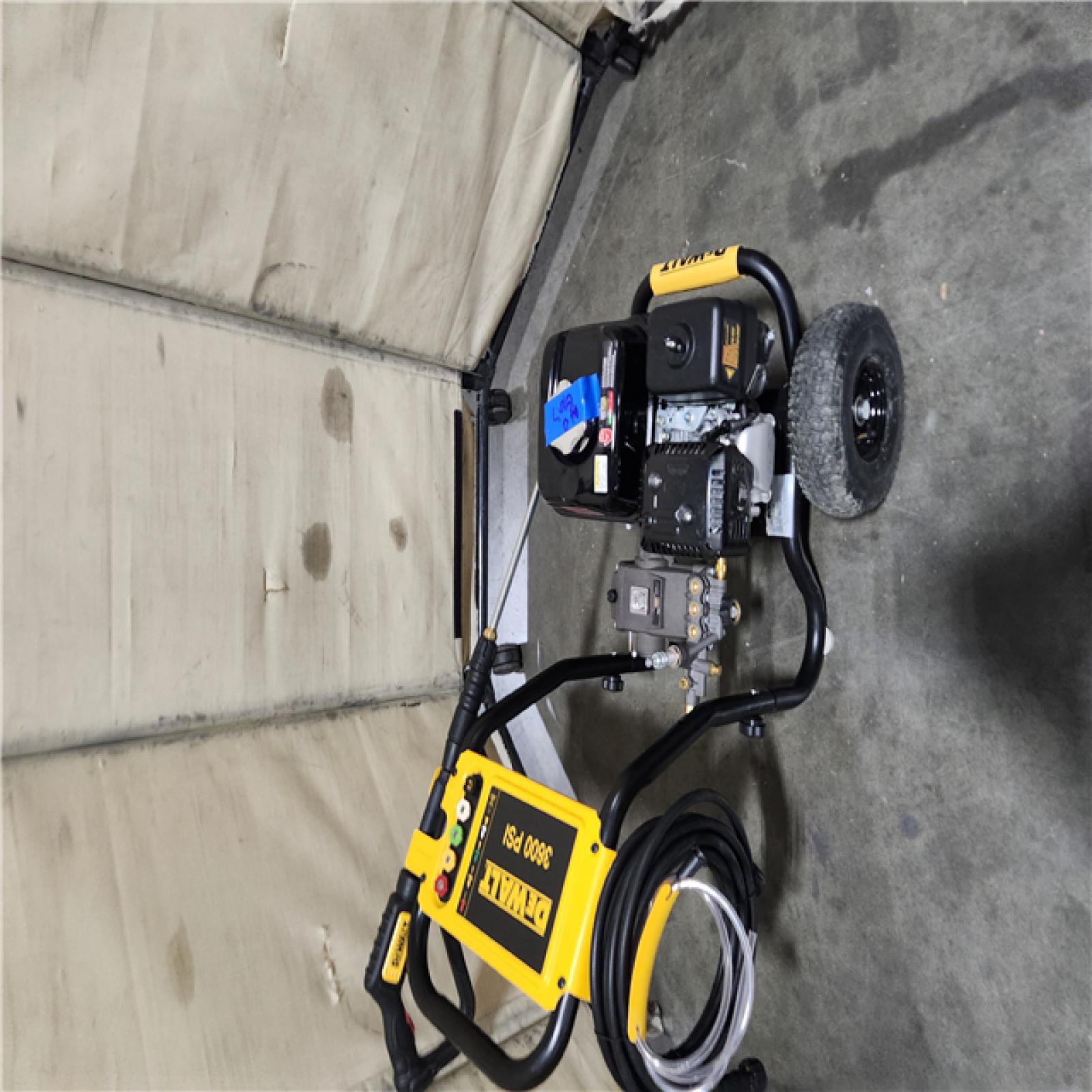 California AS-IS DEWALT 3600 PSI 2.5 GPM Cold Water Gas Professional Pressure Washer with HONDA GX200 Engine