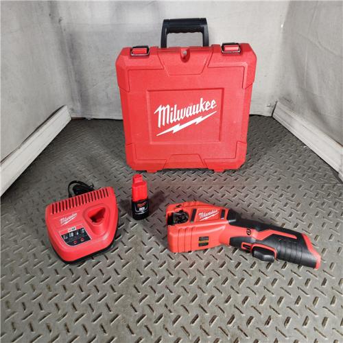 HOUSTON LOCATION - AS-IS Milwaukee M12 Cordless Lithium-Ion Tubing Cutter Kit