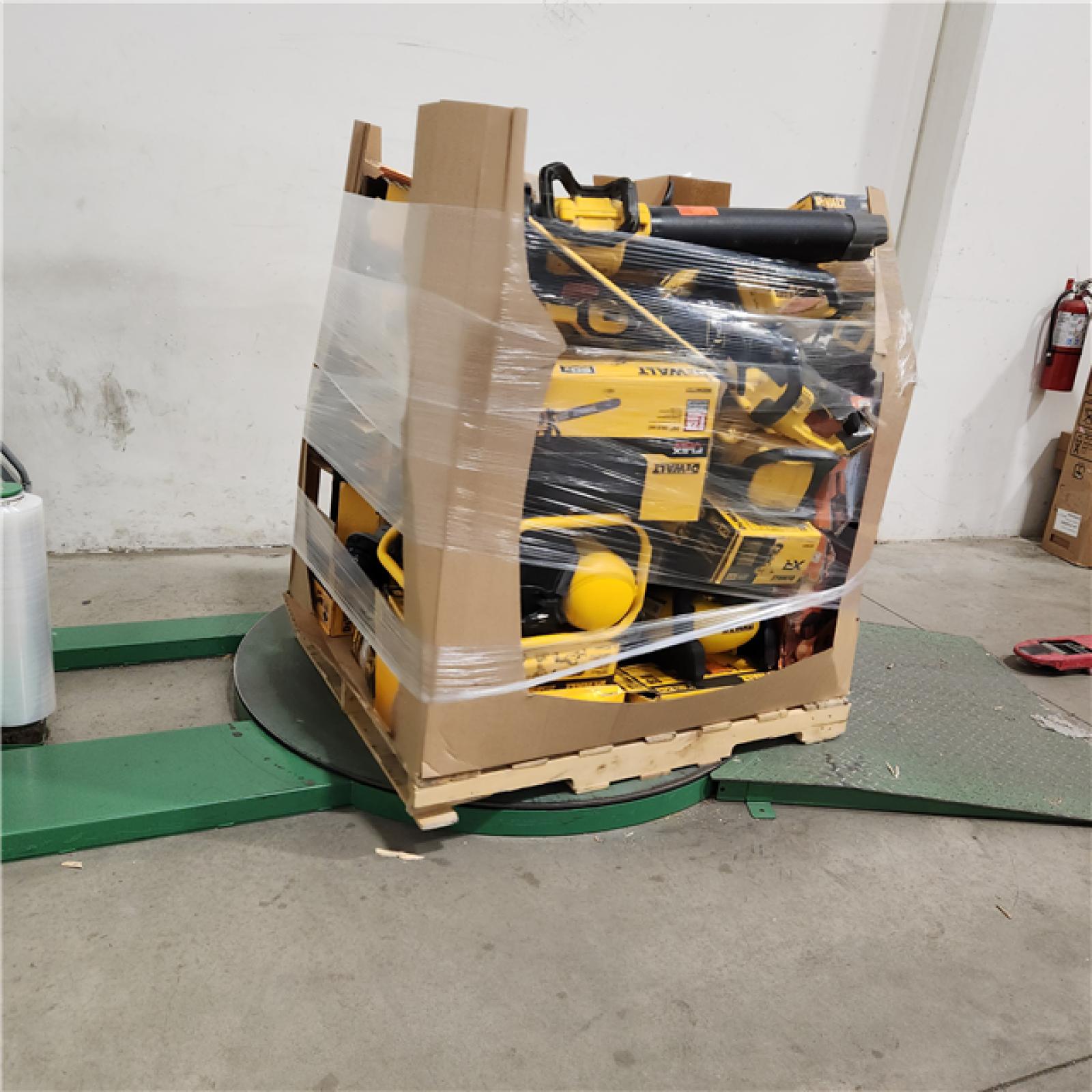 Dallas Location - As-Is DEWALT Tool Pallet