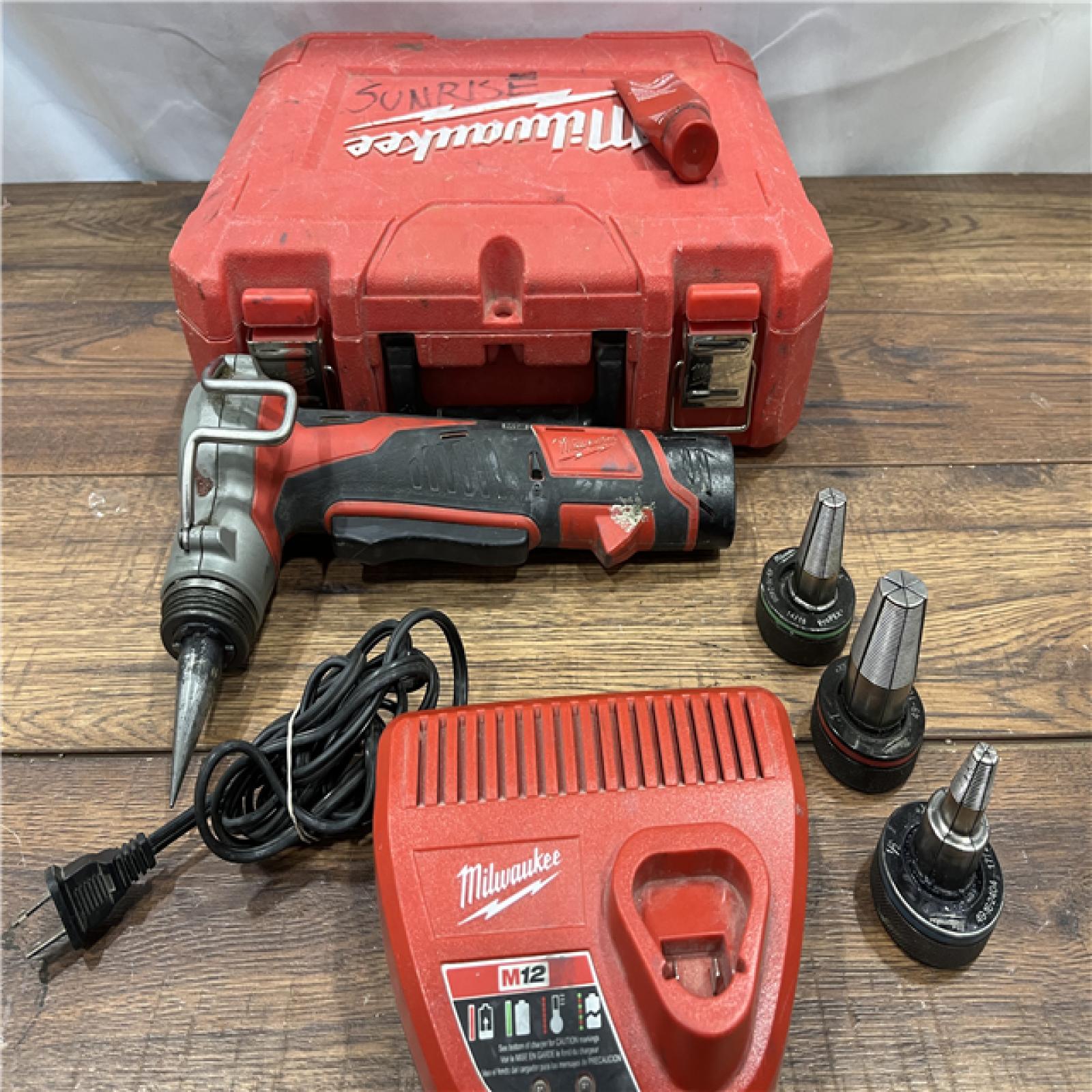 AS IS M12 12-Volt Lithium-Ion Cordless PEX Expansion Tool Kit with (2) 1.5 Ah Batteries, (3) Expansion Heads and Hard Case