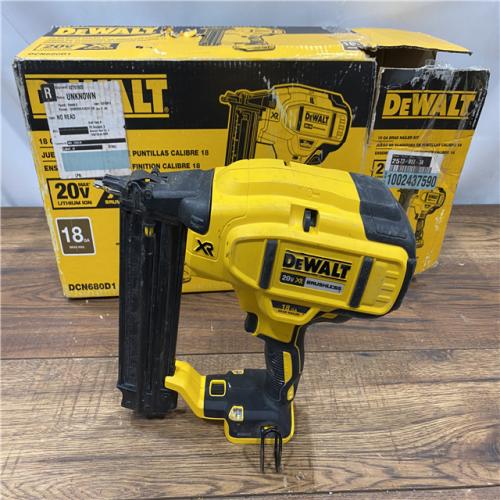 AS IS DEWALT 20V MAX XR 18 Gauge Brad Nailer Kit