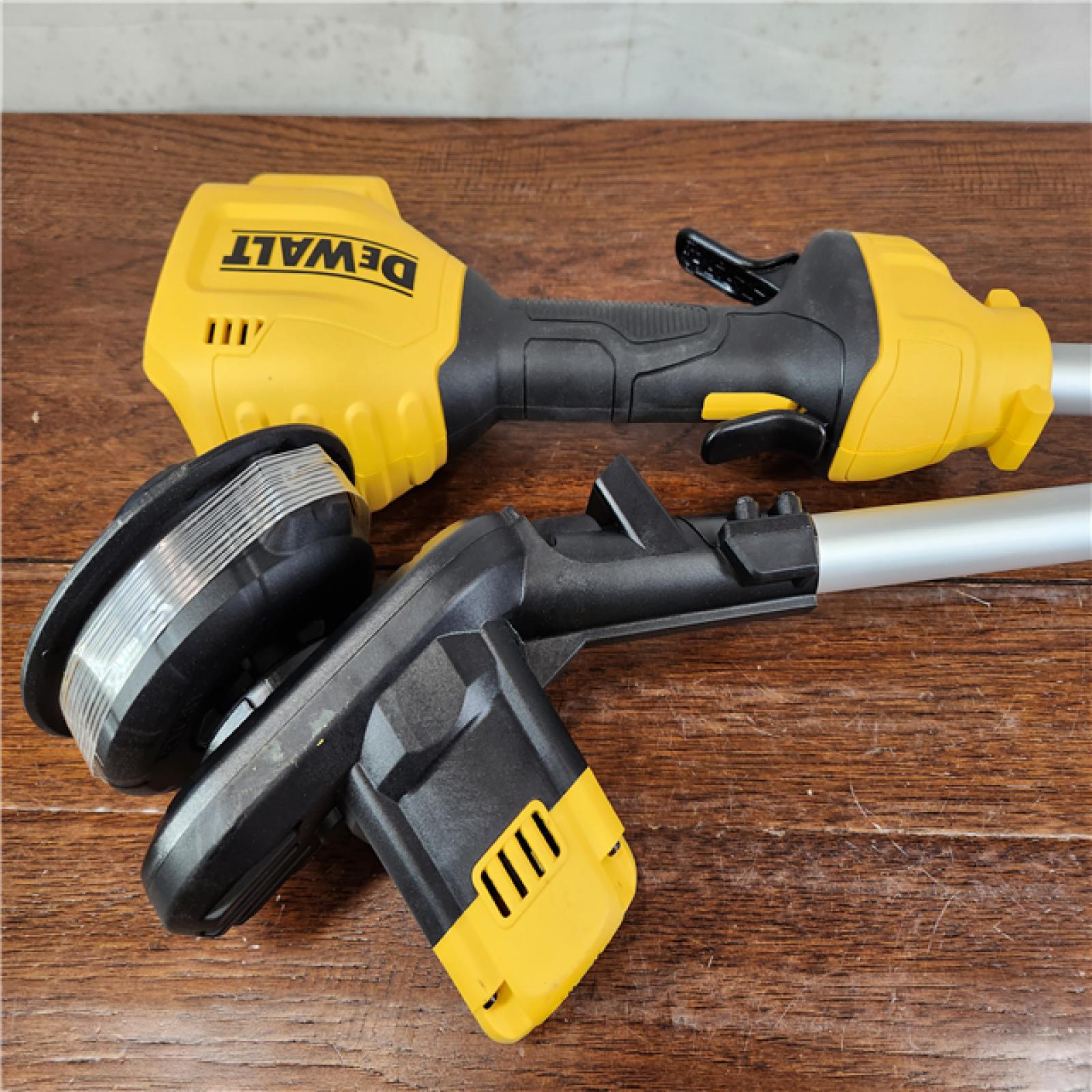 AS-IS DEWALT 20V MAX Cordless Battery Powered String Trimmer (Tool Only)