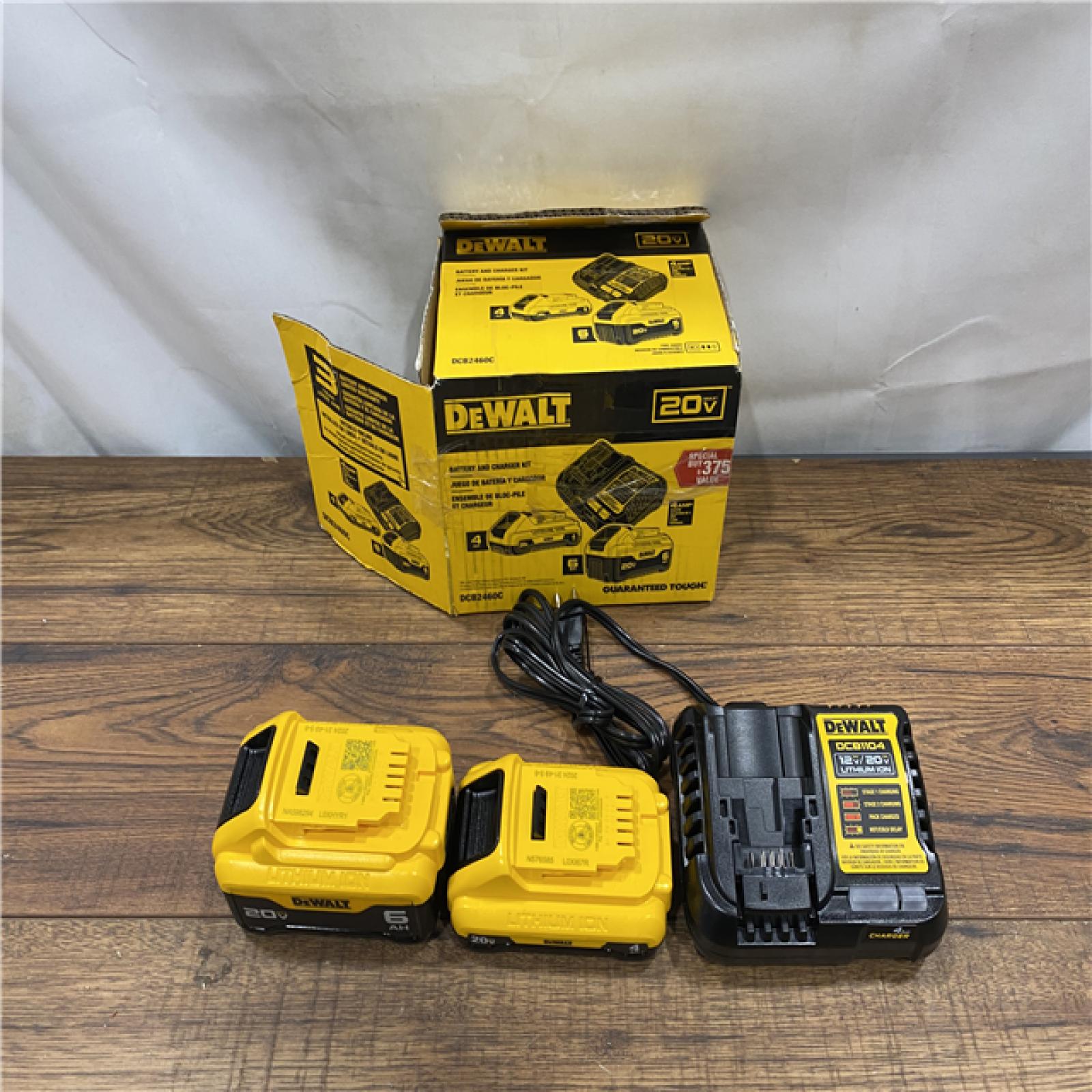 AS IS DEWALT 20V MAX Lithium-Ion 6.0Ah and 4.0Ah Battery and Charger Starter Kit