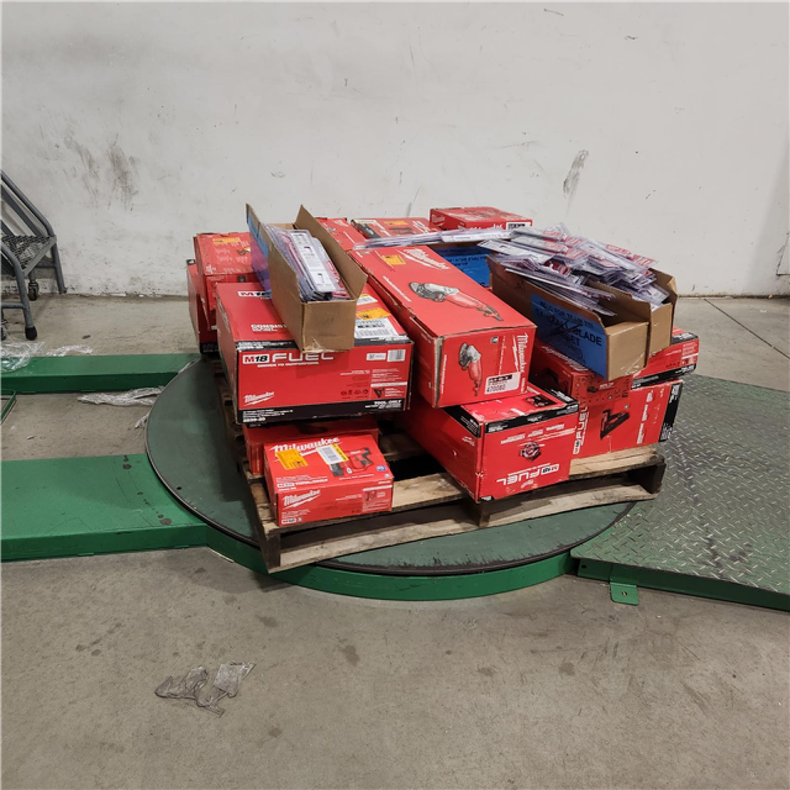 Dallas Location - As-Is MILWAUKEE Tool Pallet