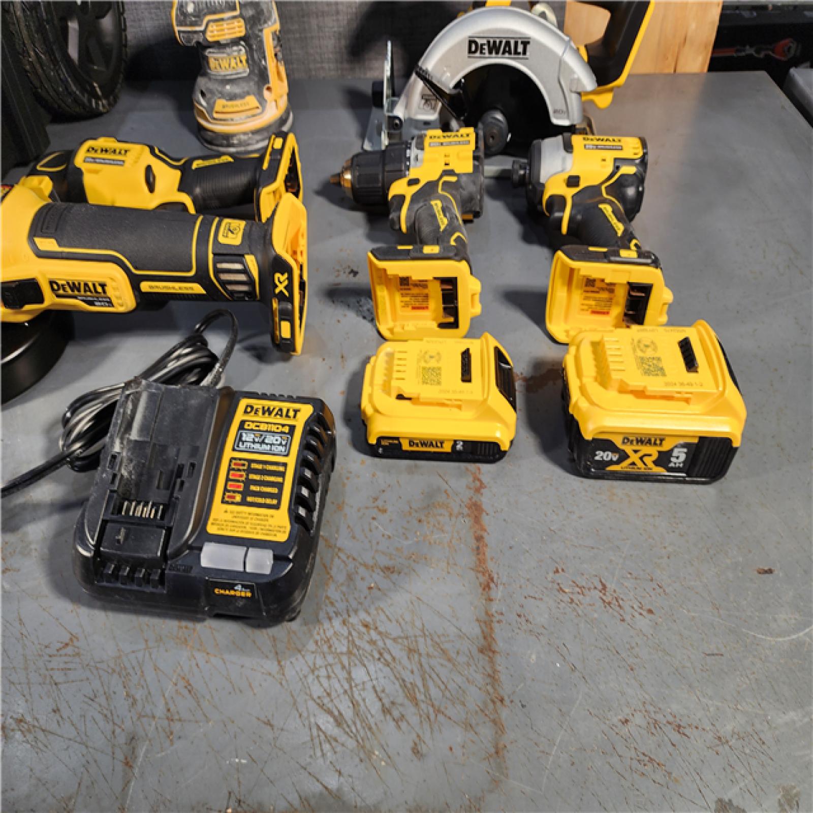 HOUSTON LOCATION - AS-IS Dewalt 20-Volt MAX ToughSystem Lithium-Ion 6-Tool Cordless Combo Kit