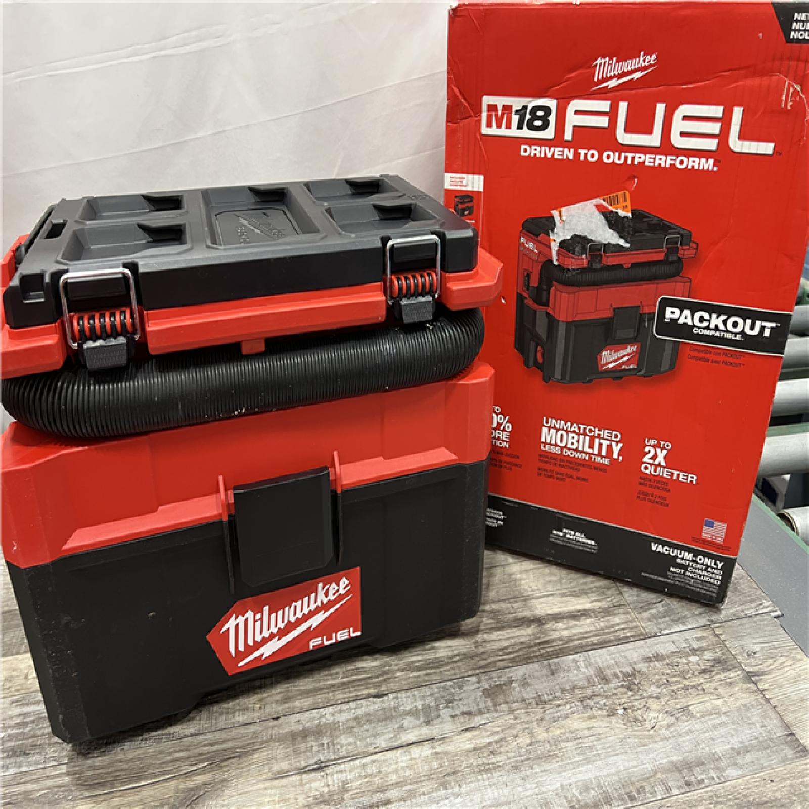 AS-IS MILWAUKEE M18 FUEL PACKOUT 18-Volt Lithium-Ion Cordless 2.5 Gal. Wet/Dry Vacuum (Vacuum-Only)