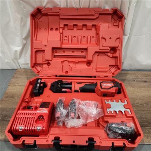 AS-IS M18 18V Lithium-Ion Cordless Short Throw Press Tool Kit with 3 PEX Crimp Jaws (2) 2.0 Ah Batteries and Charger