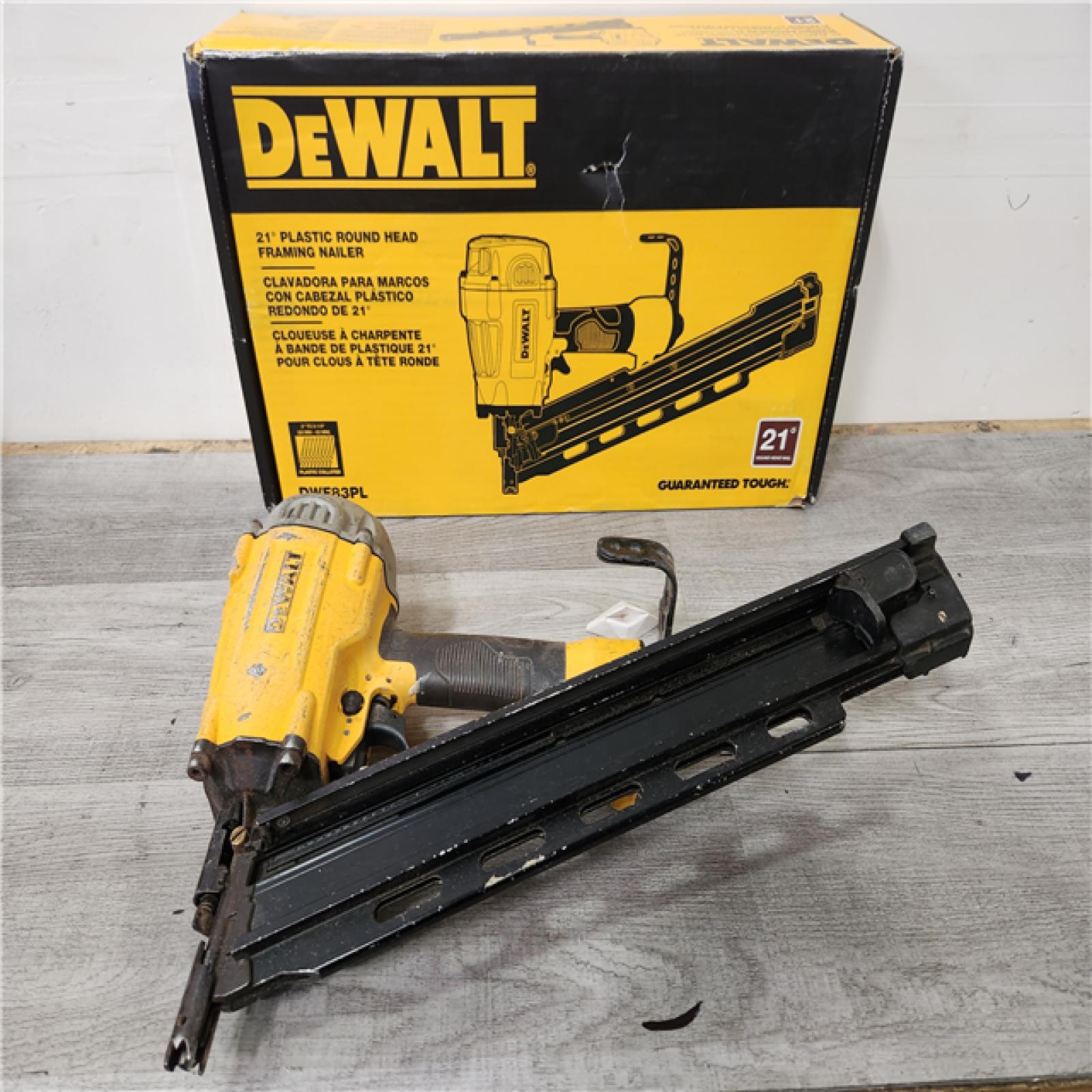 Phoenix Location DEWALT Pneumatic 21-Degree Collated Corded Framing Nailer