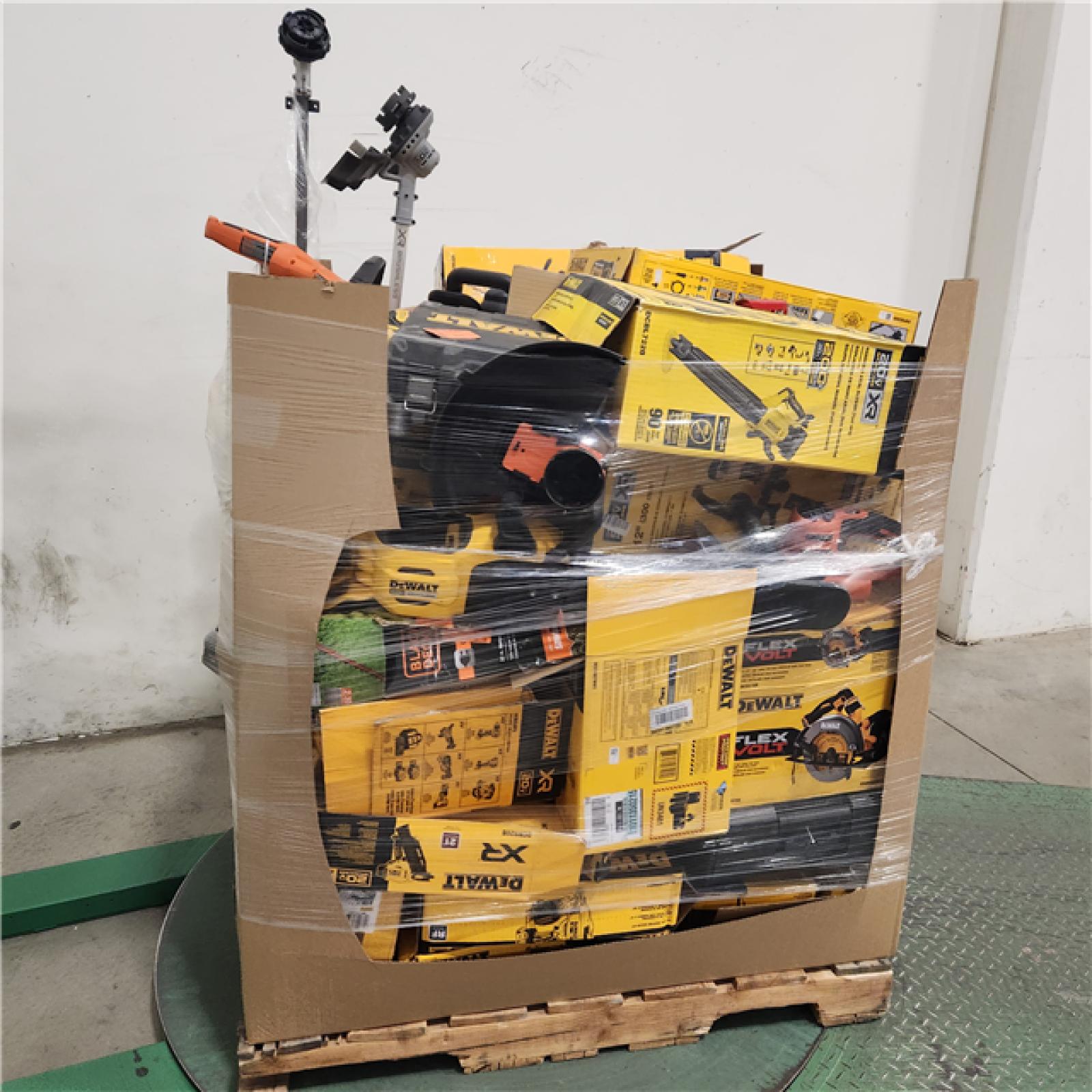 Dallas Location - As-Is DEWALT Tool Pallet