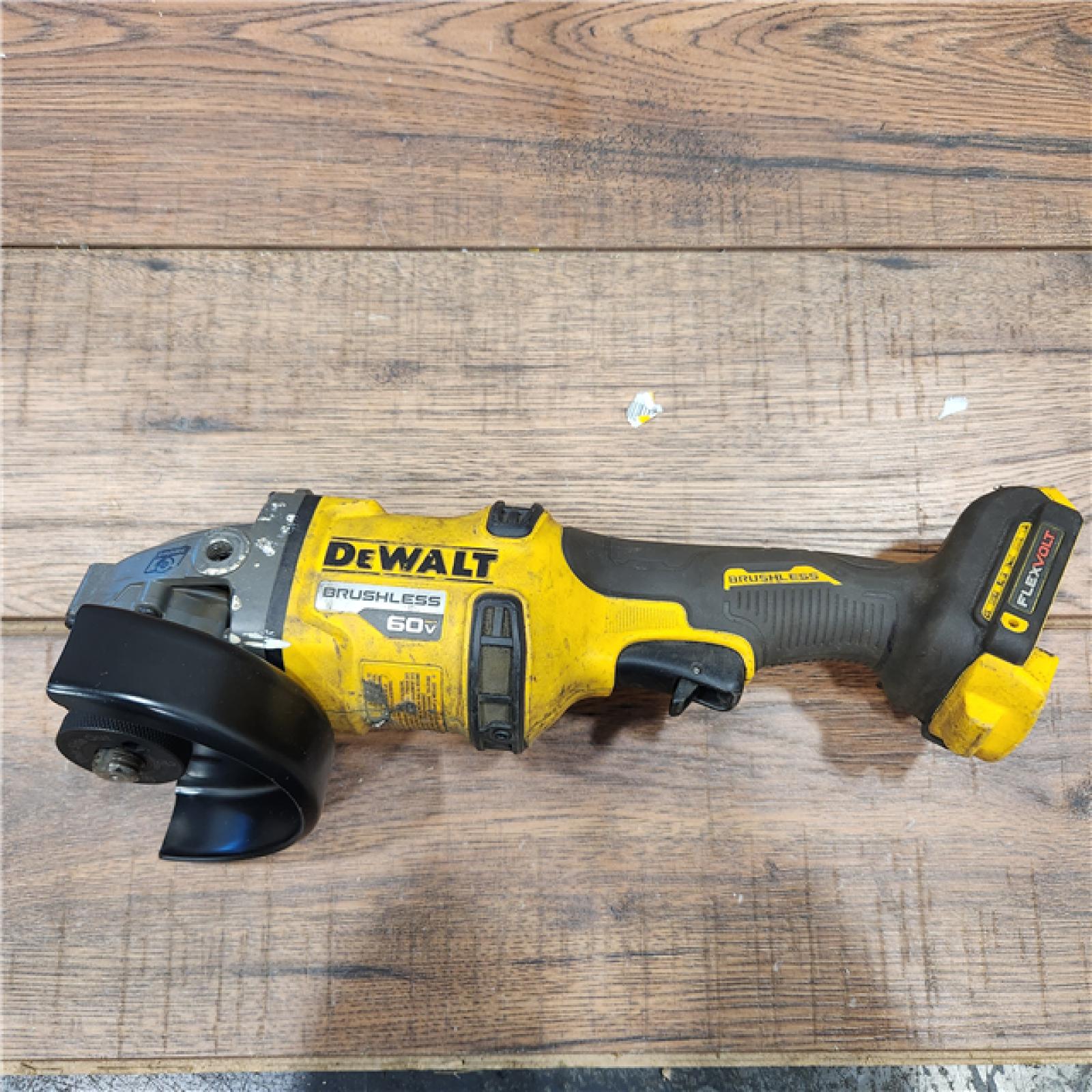 AS-IS DeWalt FLEXVOLT 60V MAX Cordless Grinder  4.5 - 6   9000 RPM  1 EA (115-DCG418B)