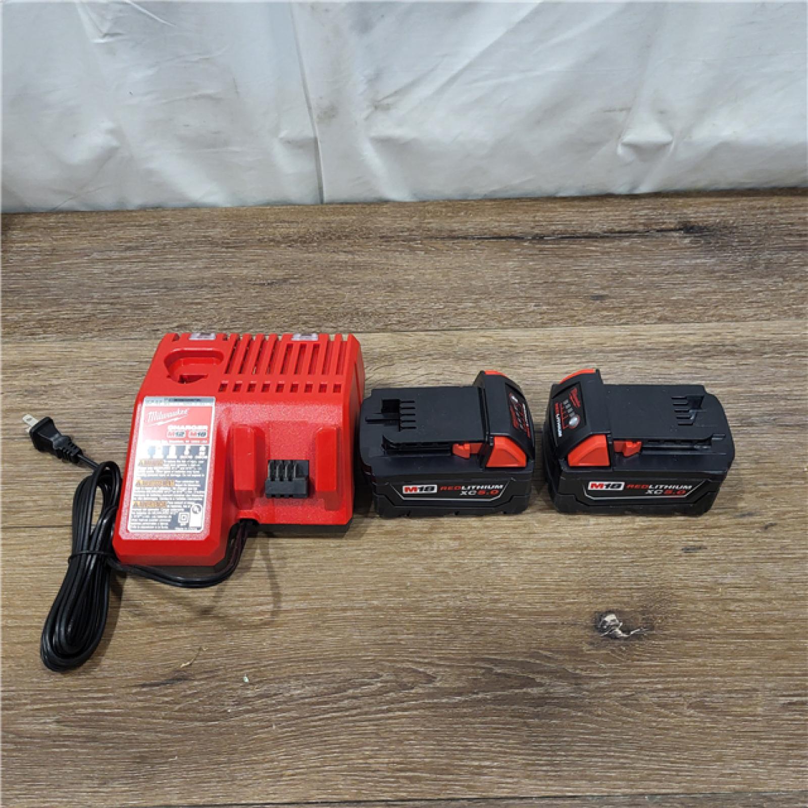 AS-IMilwaukee M18 18-Volt Lithium-Ion XC Starter Kit with Two 5.0Ah Batteries / Charger (48-59-1852B)