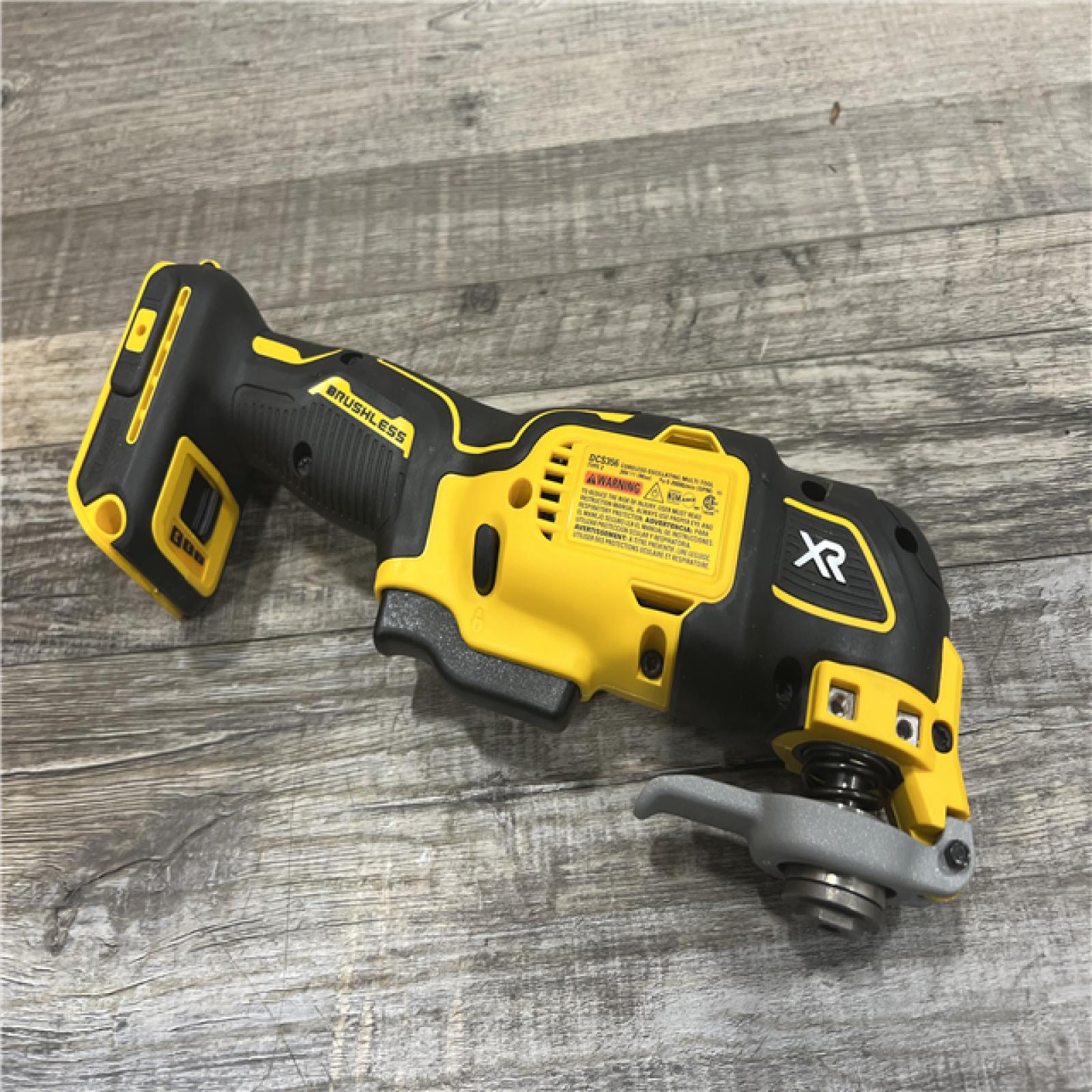 AS-IS DEWALT 20-Volt MAX XR Cordless 3-speed Brushless Oscillating Multi Tool DCS356B