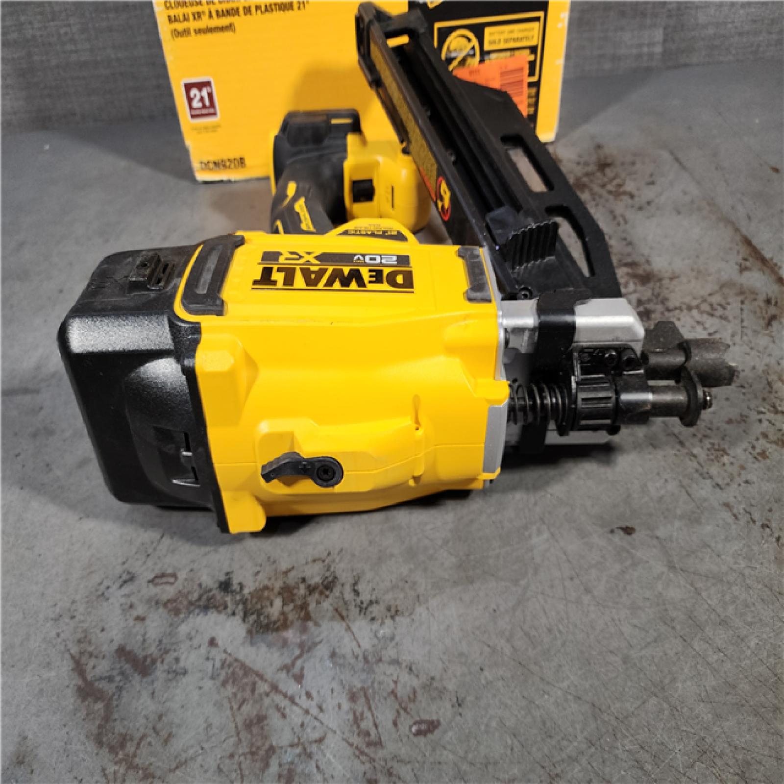 HOUSTON LOCATION - AS-IS DEWALT 20-Volt 21Â° Cordless Framing Nailer (Tool-Only)