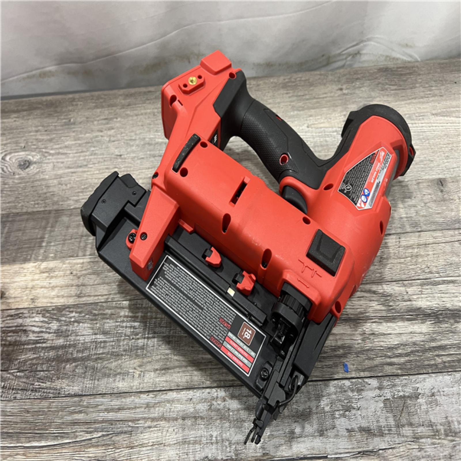 AS-IS Milwaukee M18 Fuel 18V Brushless 18-Gauge Brad Nailer 2746-20 (Bare Tool)