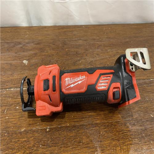 AS-ISMilwaukee Tool Spiral Saws; Speed (RPM): 28000 RPM; 28000 ; Maximum Speed: 28000 RPM ; Collet Size (Inch): 1/8 - 1/4 ; Collet Size: 1/8 - 1/4 in