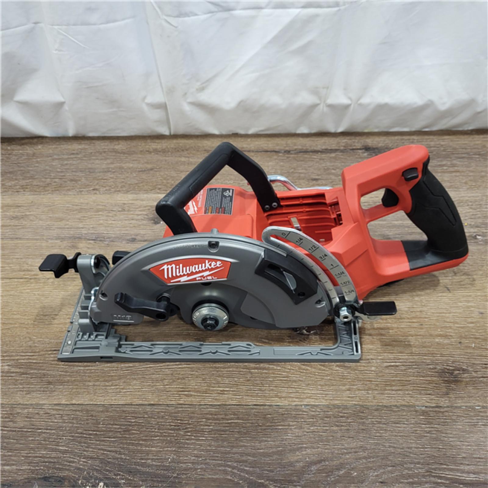 AS-IS Milwaukee 2830-20 Rear Handle Circular Saw M18 FUEL 7-1/4  Cordless Brushless Tool Only