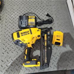 Houston location AS-IS 20V MAX XR 16-Gauge Electric Cordless Angled Finishing Nailer Kit