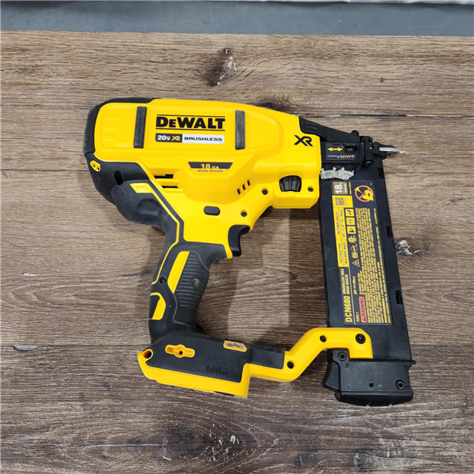 AS-IS DeWalt 20V MAX XR Lithium-Ion Electric Cordless 18-Gauge Brad Nailer (Tool Only)