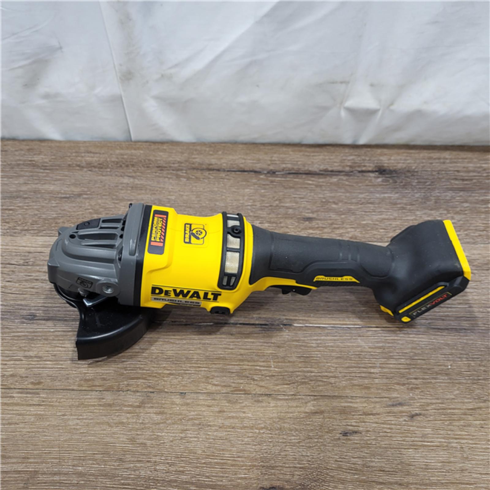 AS-IS DeWalt FLEXVOLT 60V MAX Cordless Grinder  4.5 - 6   9000 RPM  1 EA (115-DCG418B) (ONLY TOOL)