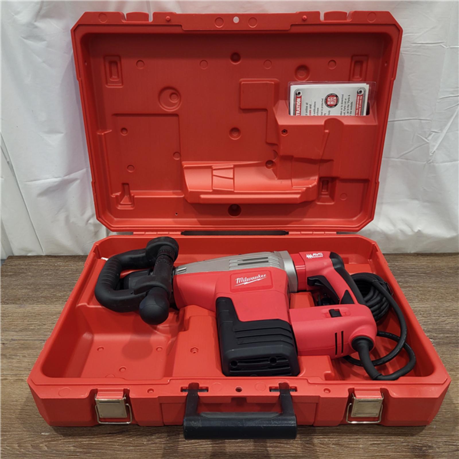 AS-IS Milwaukee 5446-21 SDS MAX Demolition Hammer