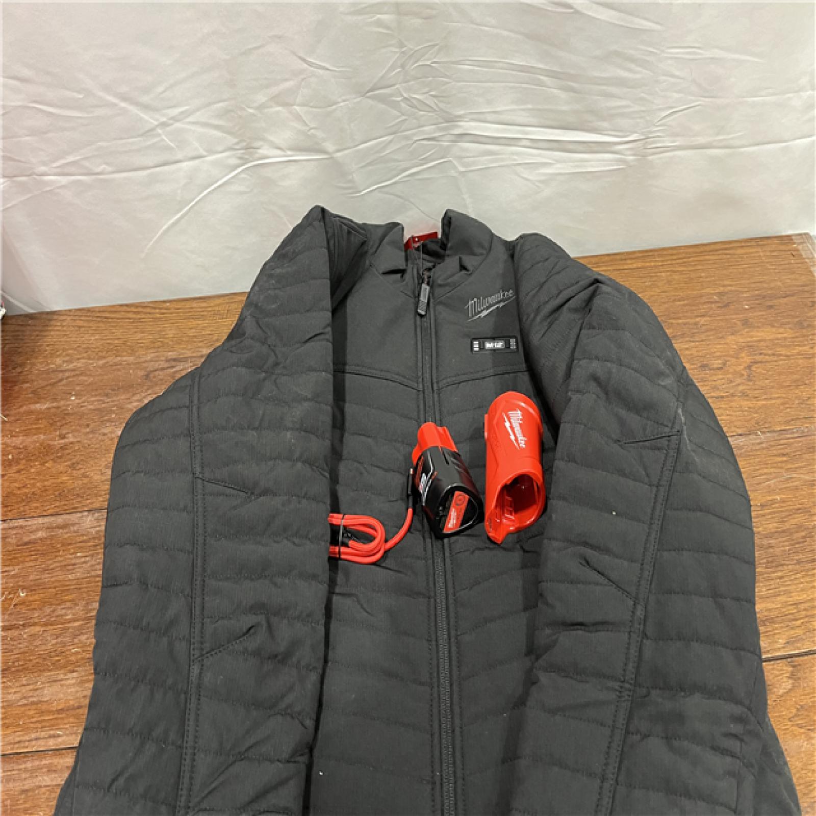 AS-IS Milwaukee Women's M12 Heated AXIS Jacket