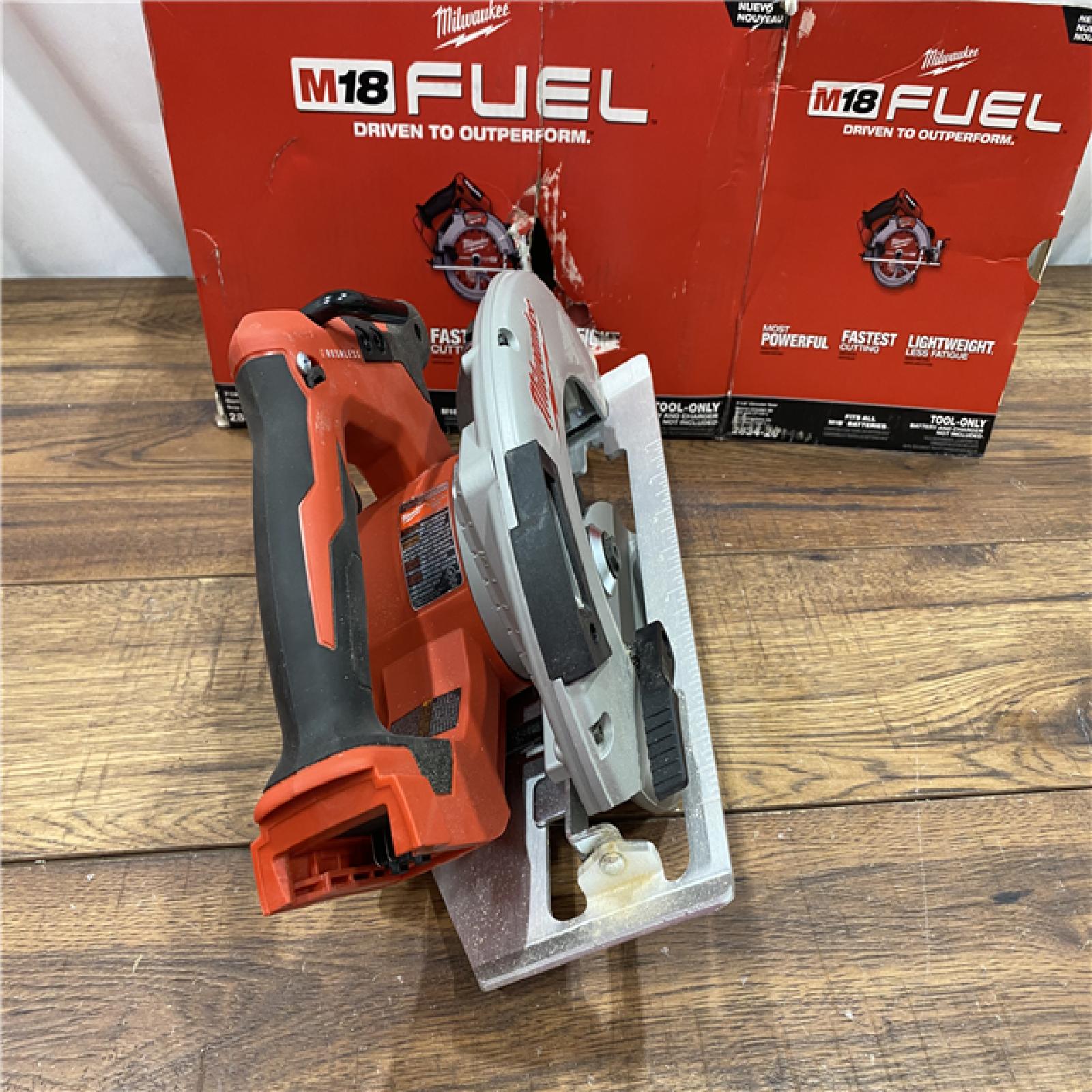 AS-IS Milwaukee M18 FUEL 18V Lithium-Ion Brushless Cordless 7-1/4 in. Circular Saw (Tool-Only)