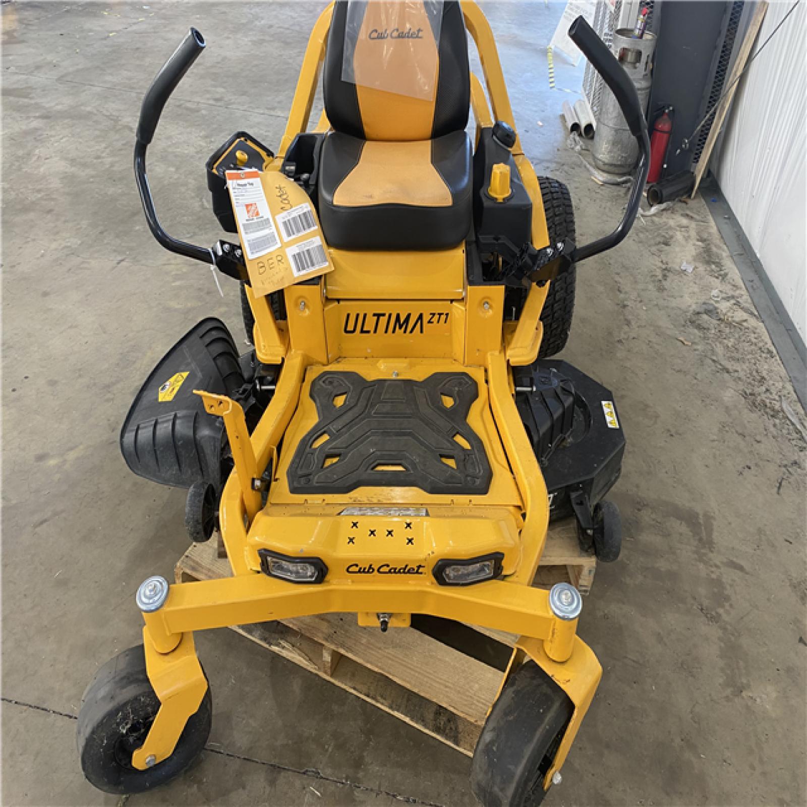 Houston Location - AS-IS Cub Cadet Ultima ZT1 Riding Mower