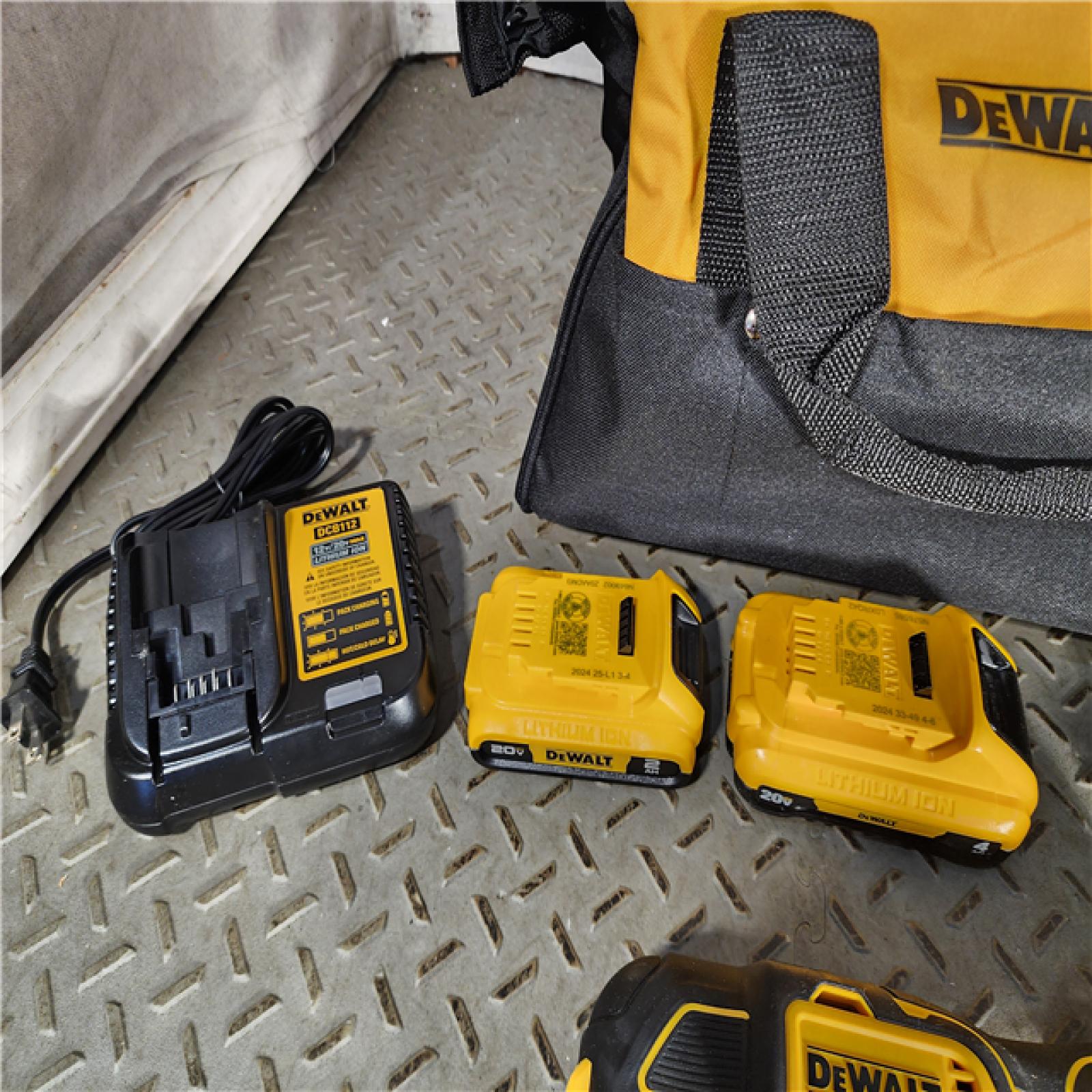 HOUSTON LOCATION - AS-IS (APPEARS LIKE NEW) DEWALT 3 TOOL COMBO KIT (2) BATTERY & CHARGER